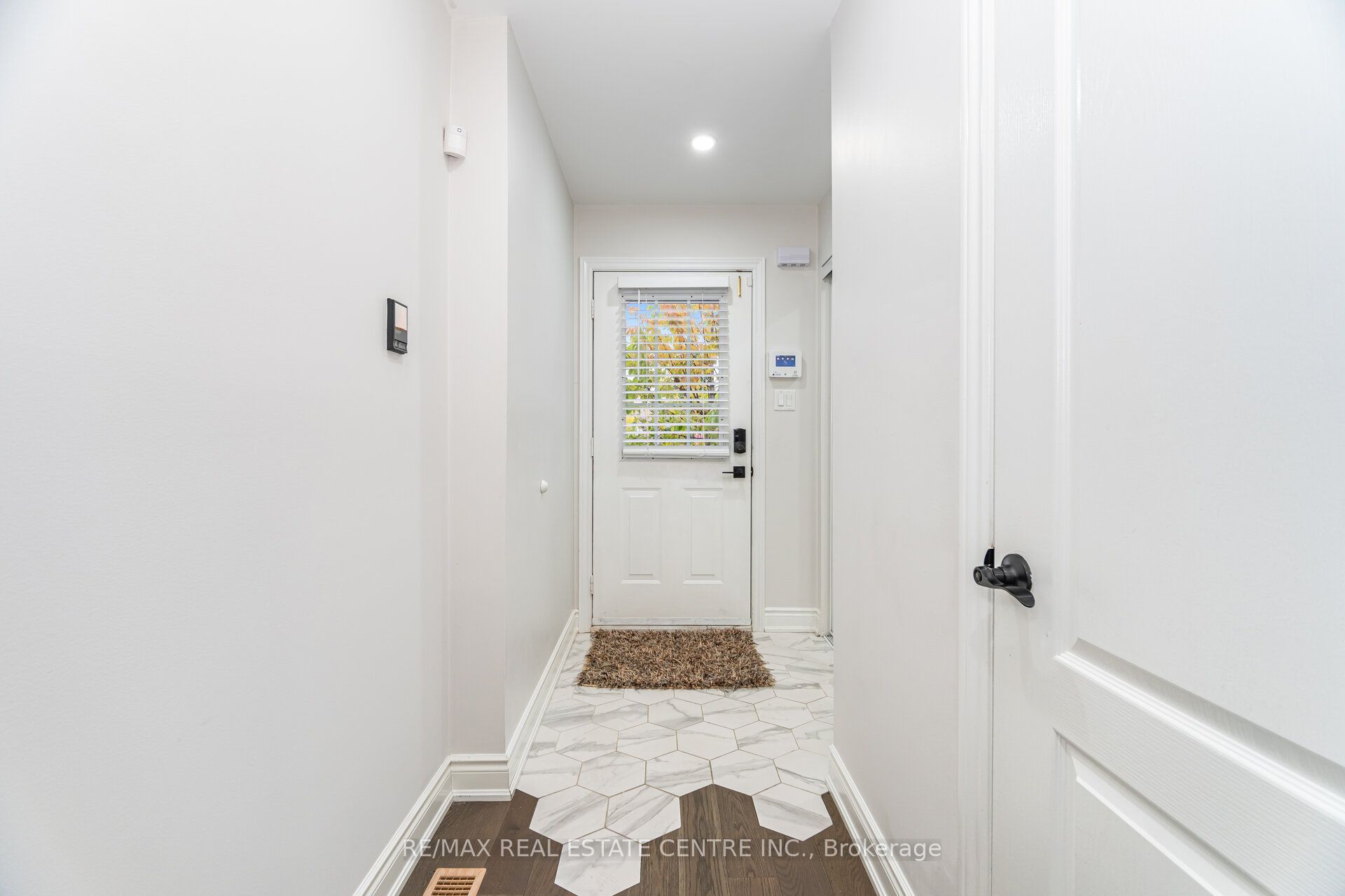 5255 Guildwood Way 48, Mississauga, ON L5R 4A8 photo 4