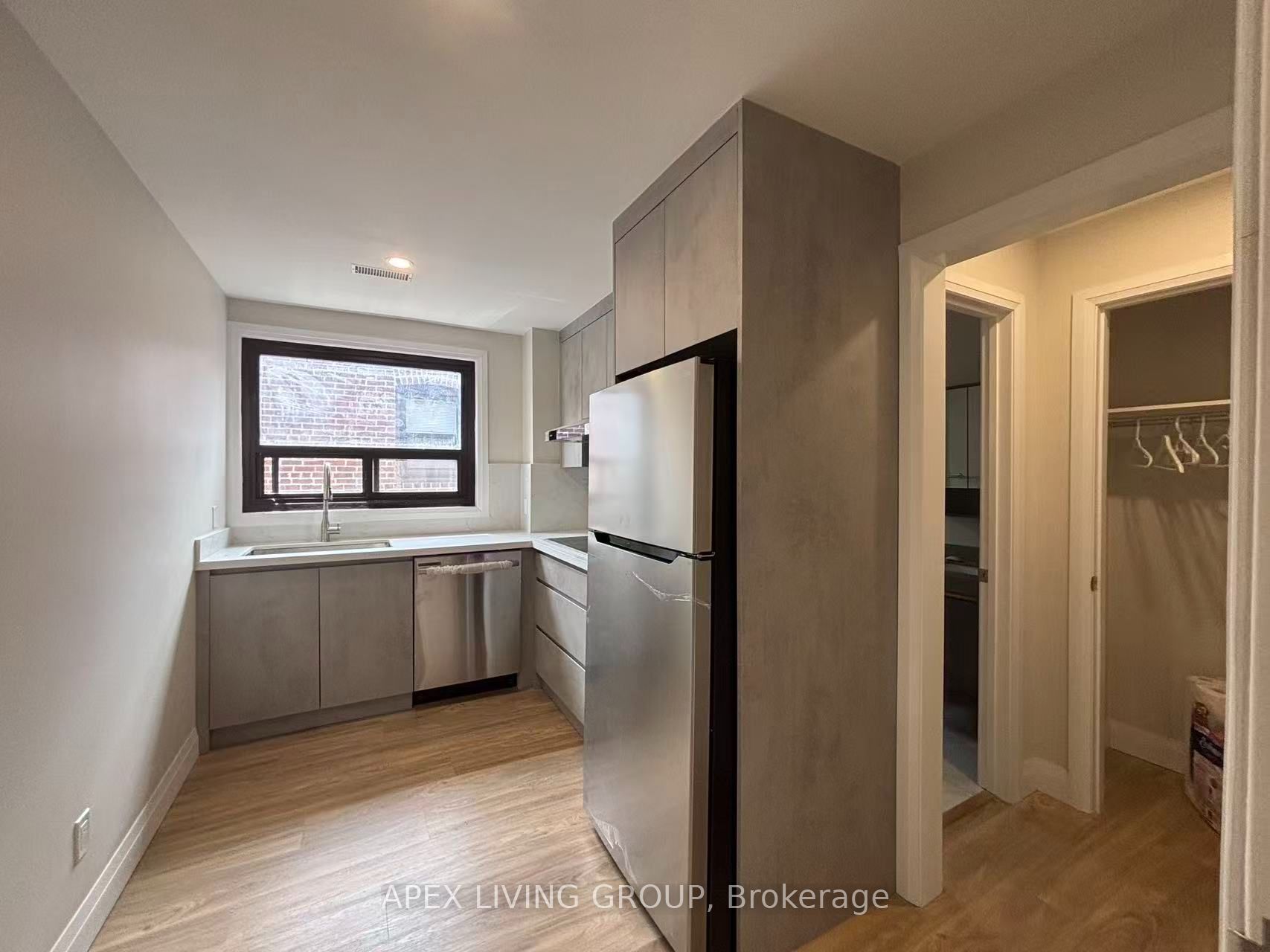 10 MIMICO Avenue 2B, Toronto, ON M8V 1R1 photo 2