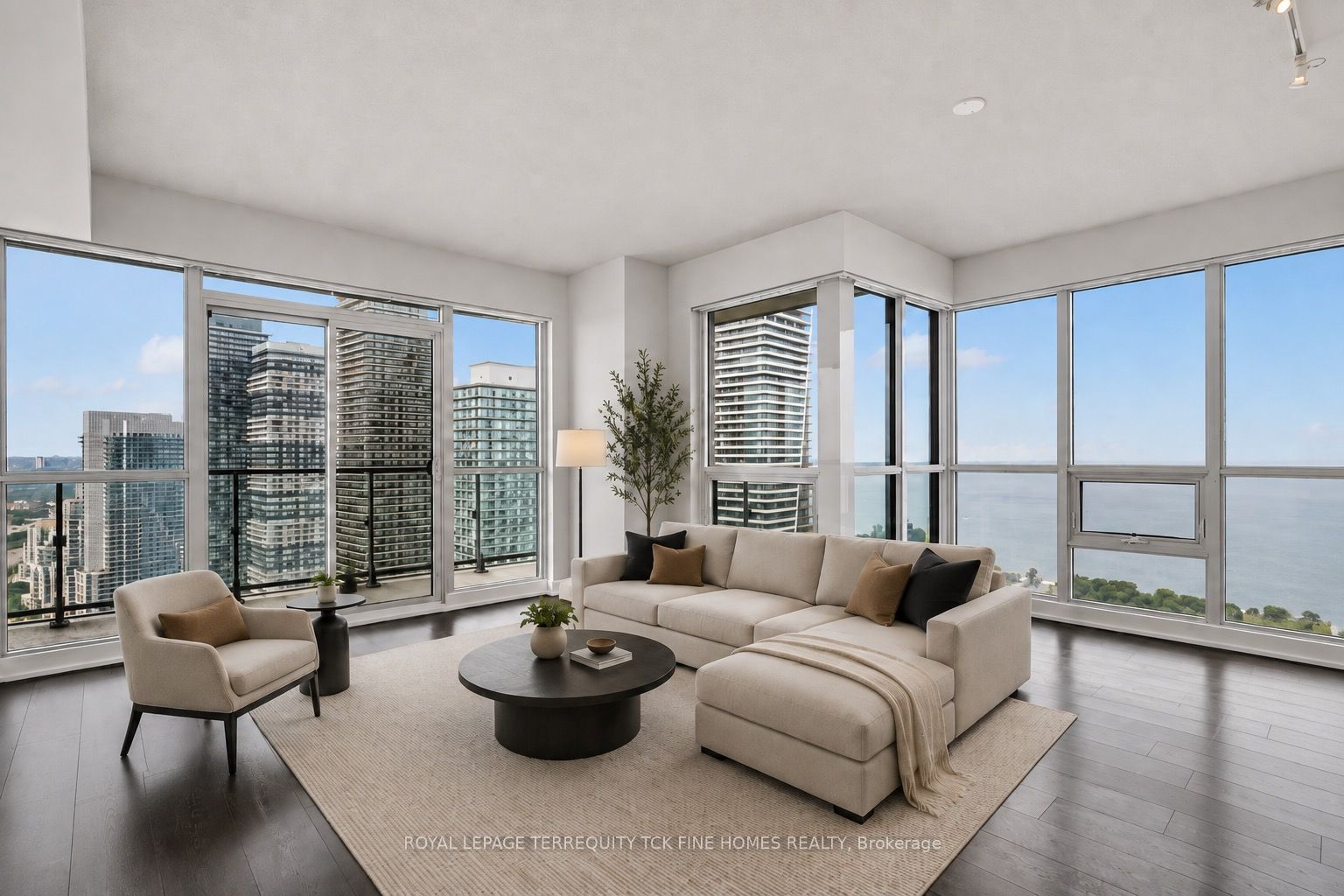 2200 Lake Shore Boulevard W 4209, Toronto, ON M8V 1A4 photo 5