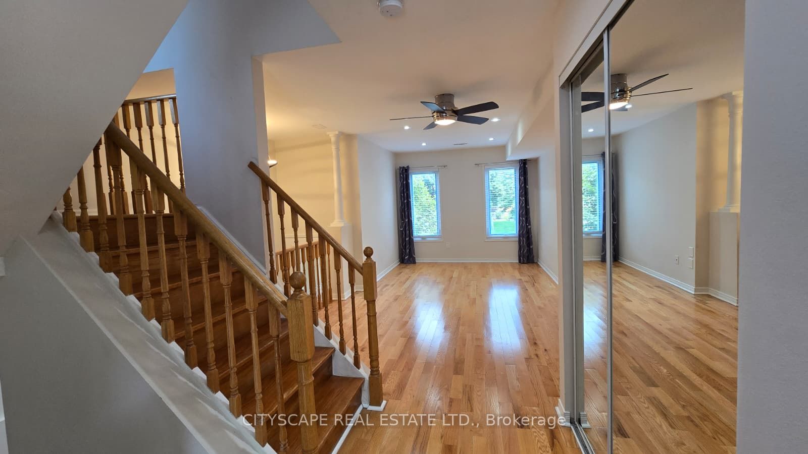 1050 Bristol Road W 46, Mississauga, ON L5V 2E8 photo 3
