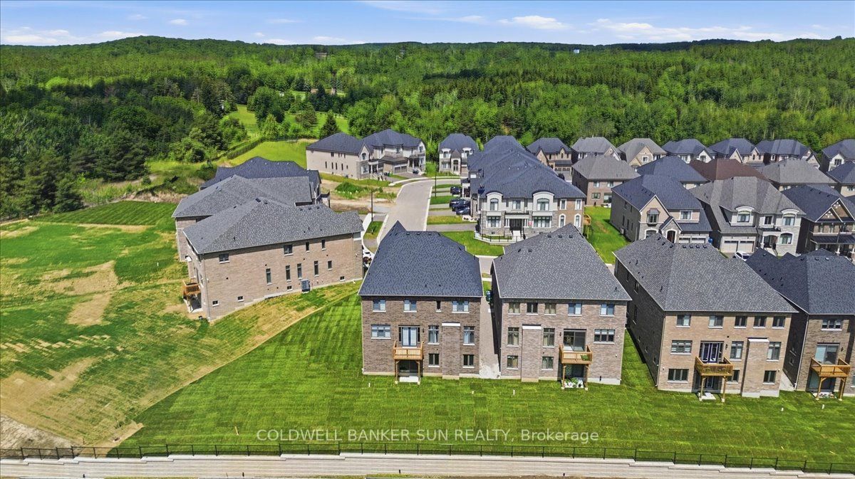 87 James Walker Avenue, Caledon, ON L7C 4N1 photo 5