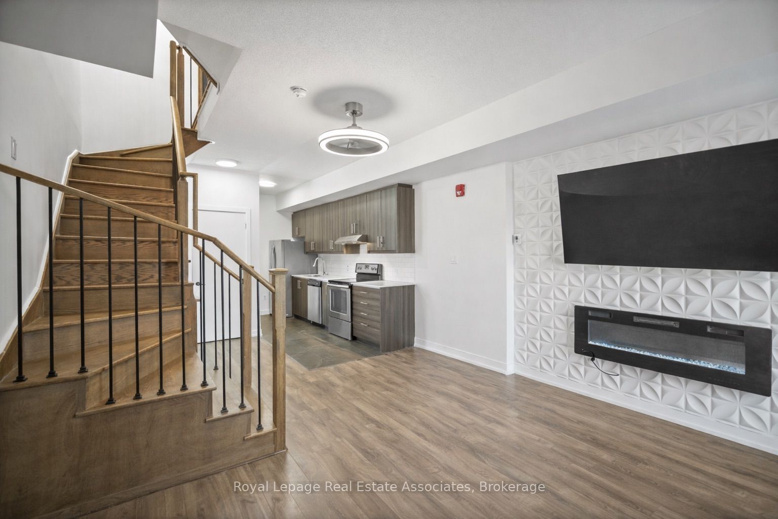 2059 Weston Road 40, Toronto, ON M9N 1X7 photo 3