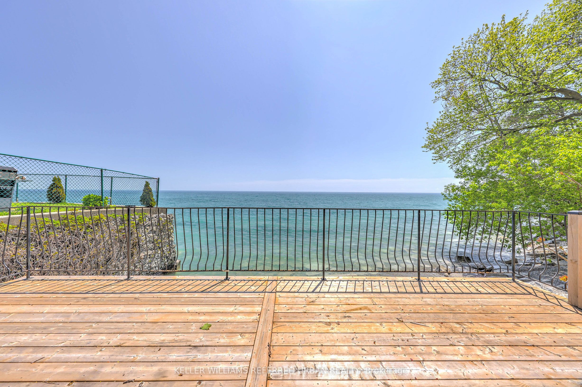 2703 Lake Shore Boulevard W, Toronto, ON M8V 1G6 photo 2