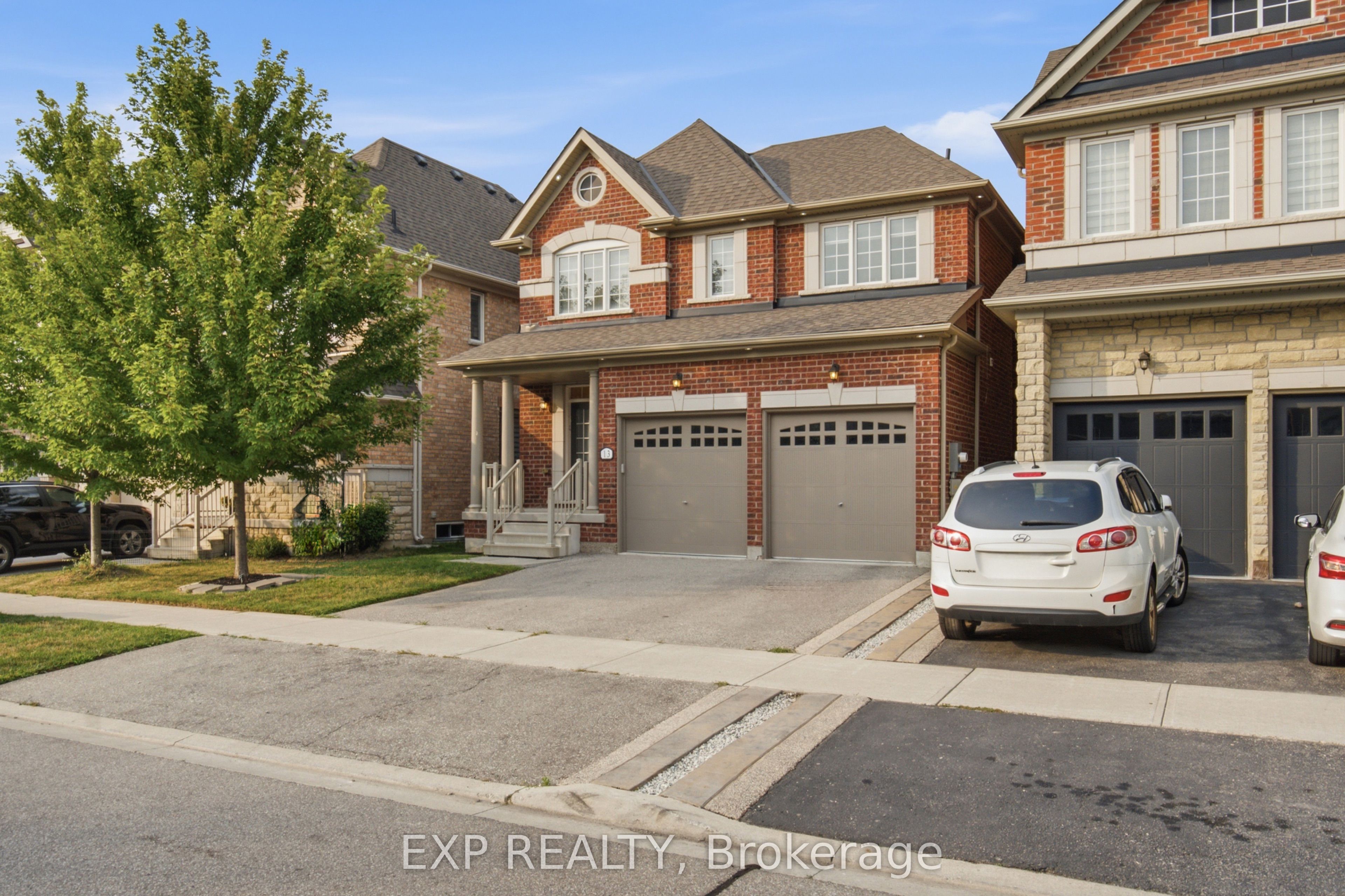 13 Craftsman Road, Caledon, ON L7C 3W3 photo 2
