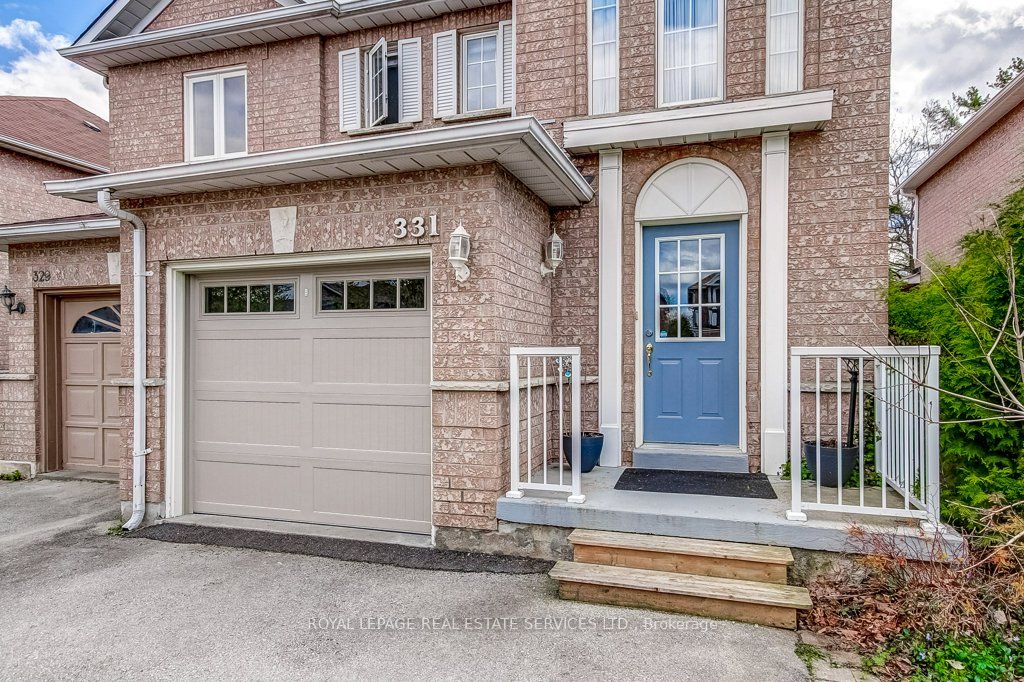 331 Ravineview Way, Oakville, ON L6H 6S5 photo 2