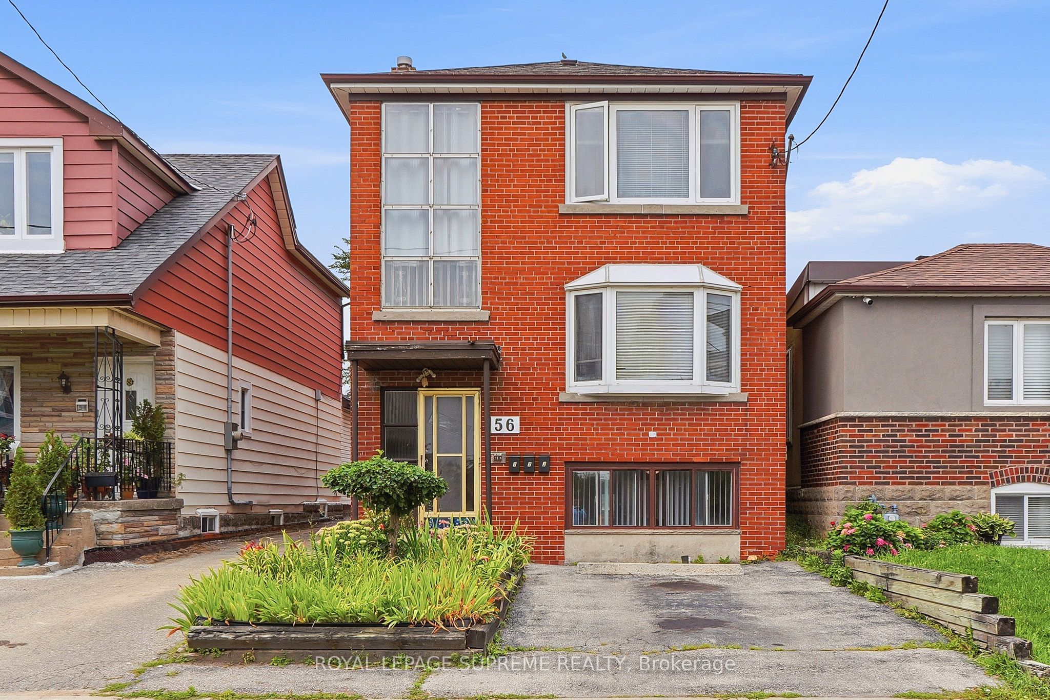 56 Dynevor Road BSMT, Toronto, ON M6E 3X1