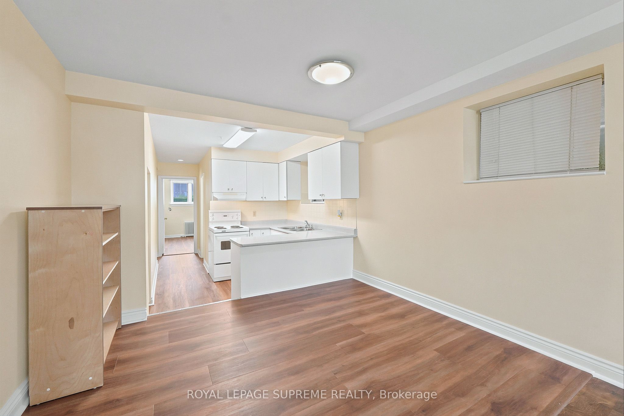 56 Dynevor Road BSMT, Toronto, ON M6E 3X1 photo 3