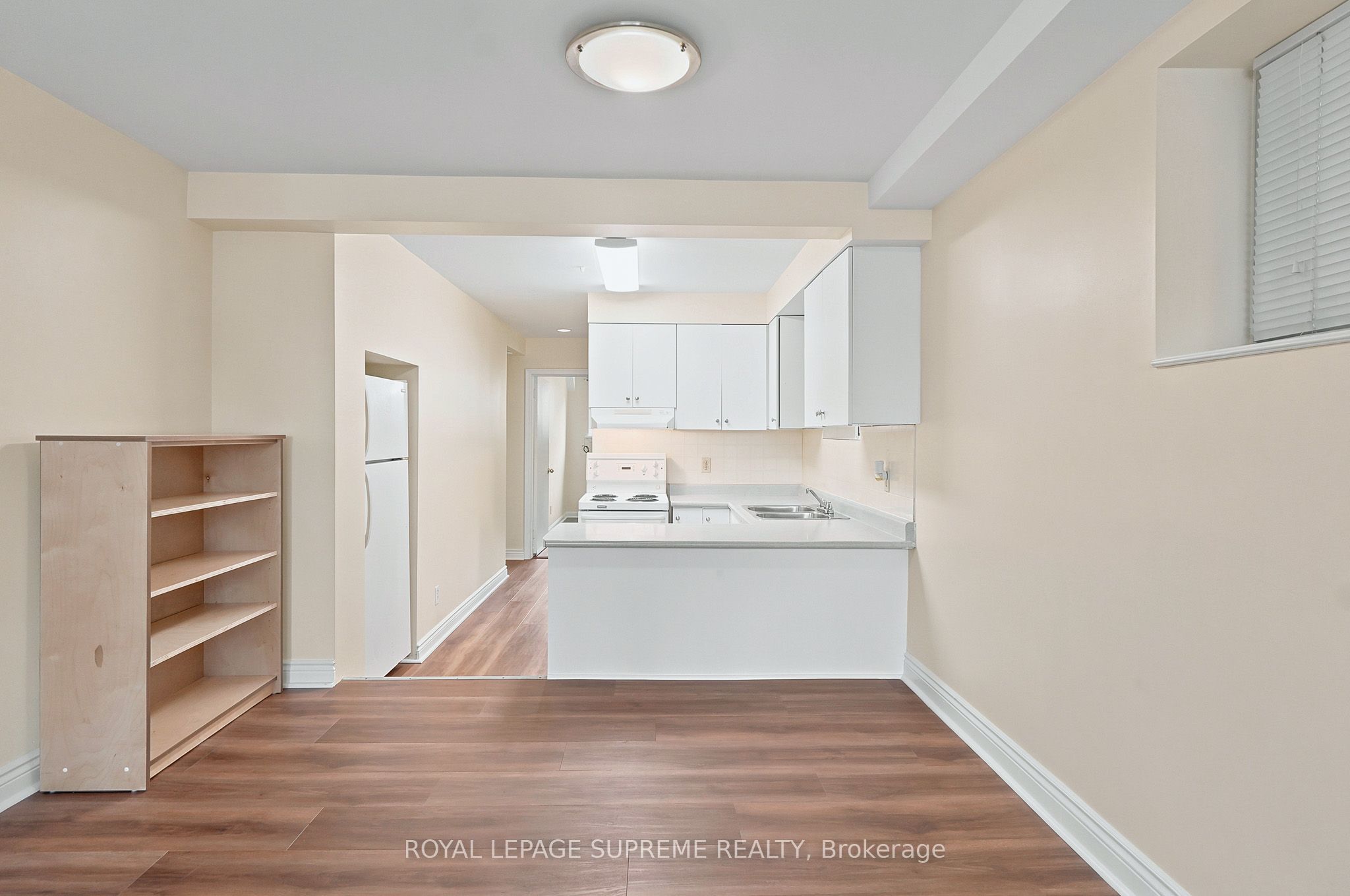 56 Dynevor Road BSMT, Toronto, ON M6E 3X1 photo 4