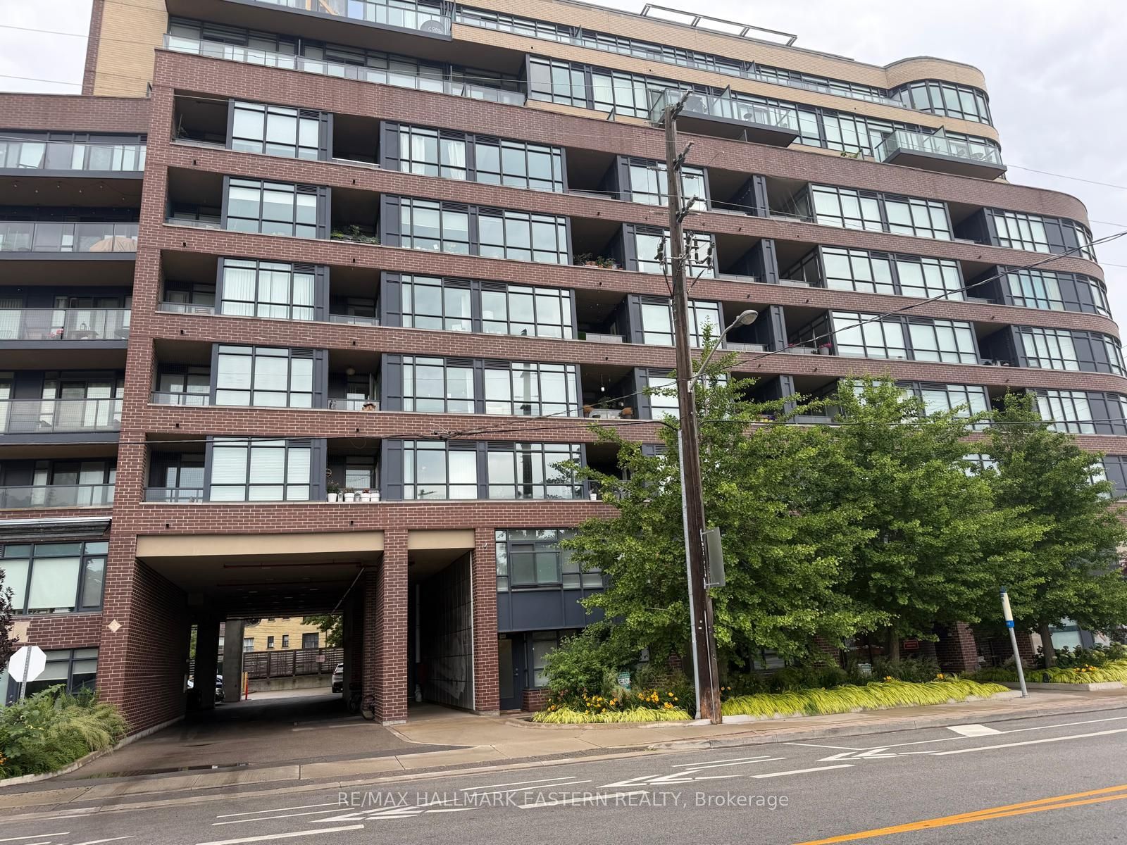 11 Superior Avenue Th3, Toronto, ON M8V 0A7 photo 5