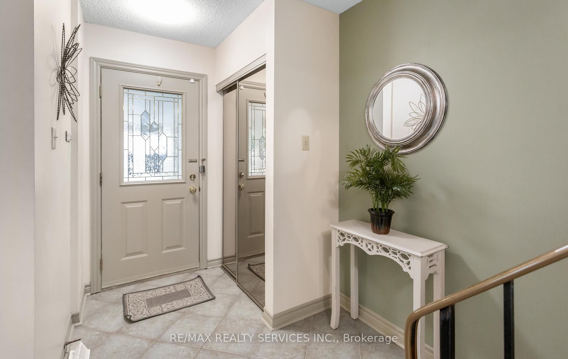 35 Sparklett Crescent, Brampton, ON L6Z 1M7 photo 4