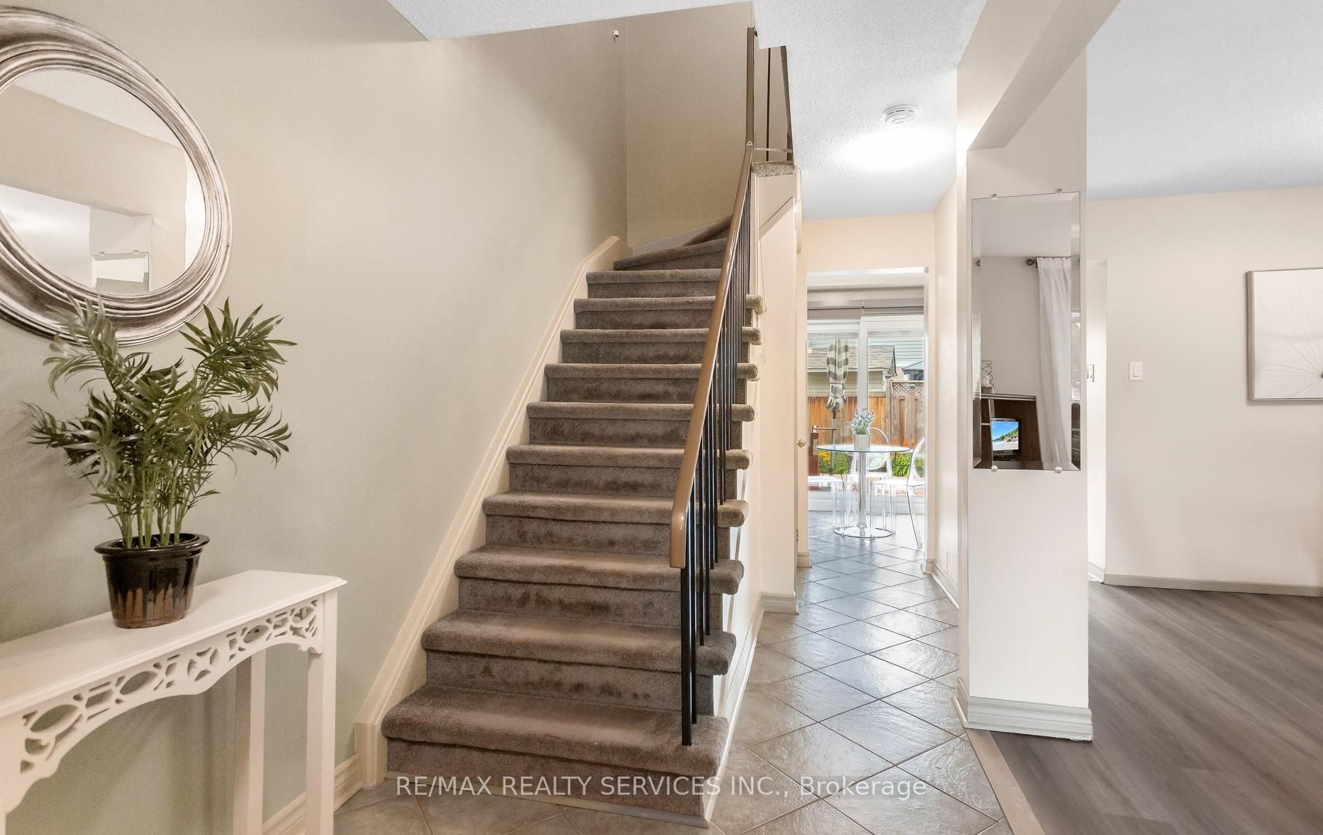 35 Sparklett Crescent, Brampton, ON L6Z 1M7 photo 5