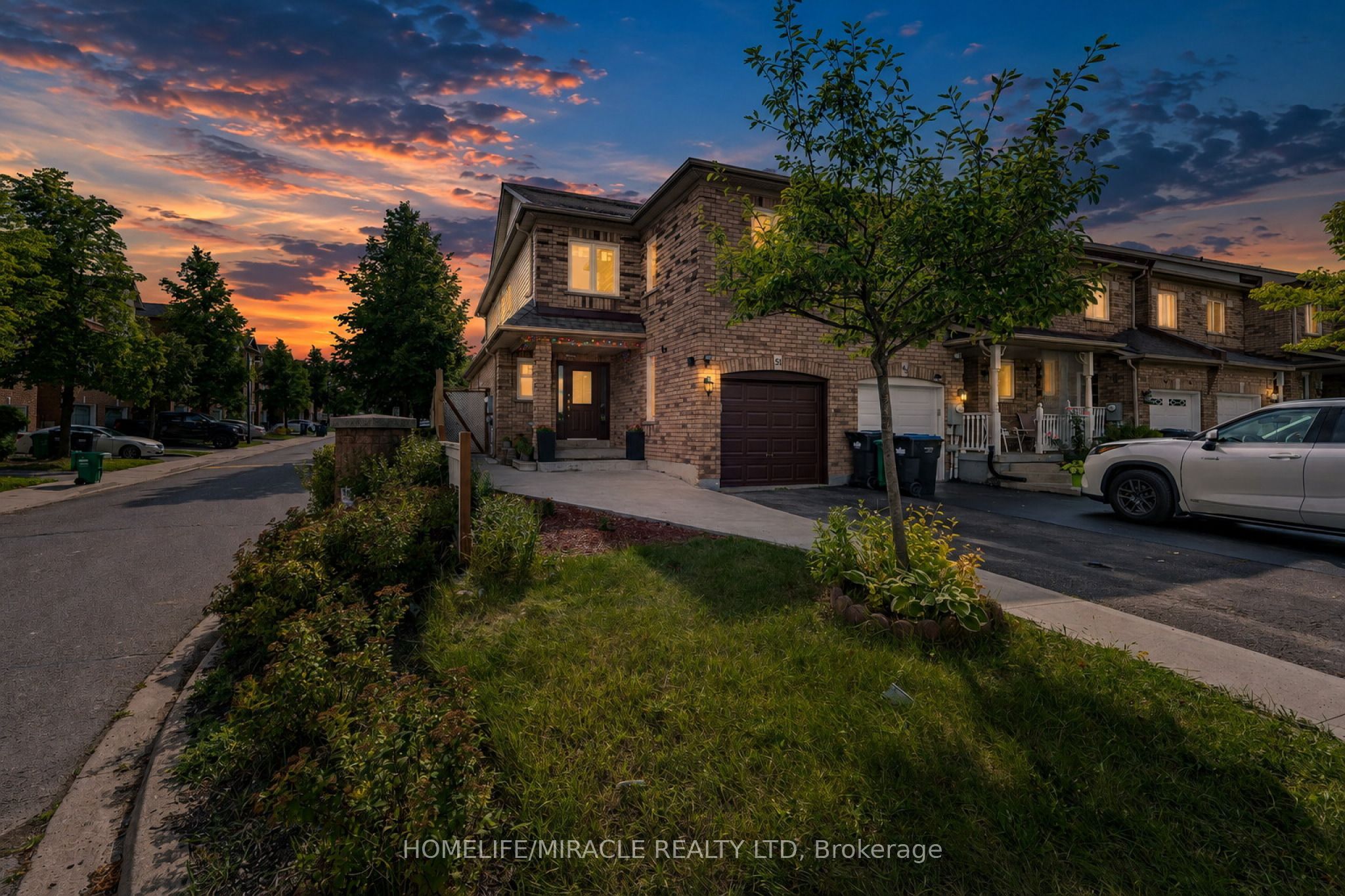 51 Brickyard Way, Brampton, ON L6V 4L6 photo 2