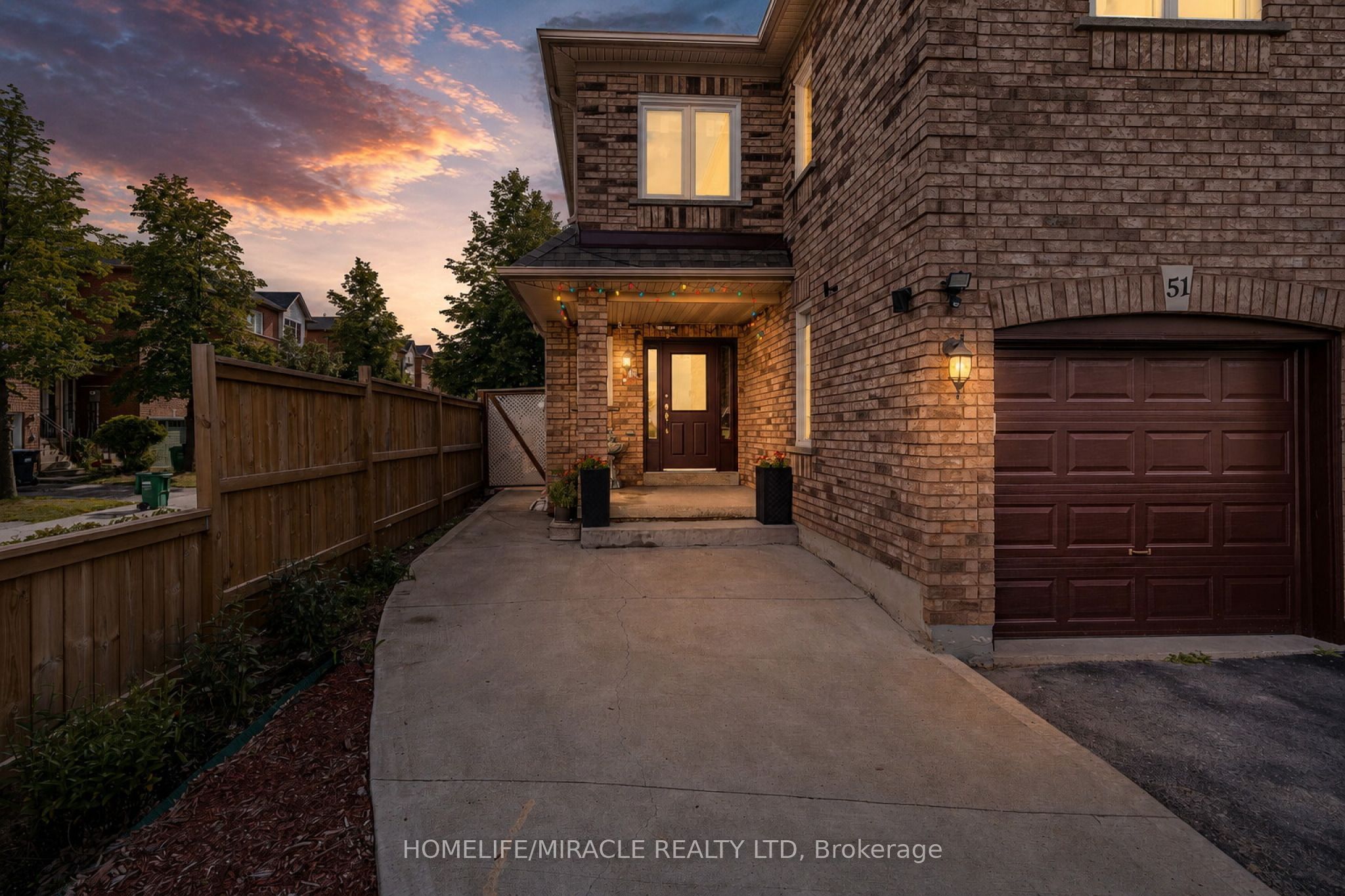 51 Brickyard Way, Brampton, ON L6V 4L6 photo 3