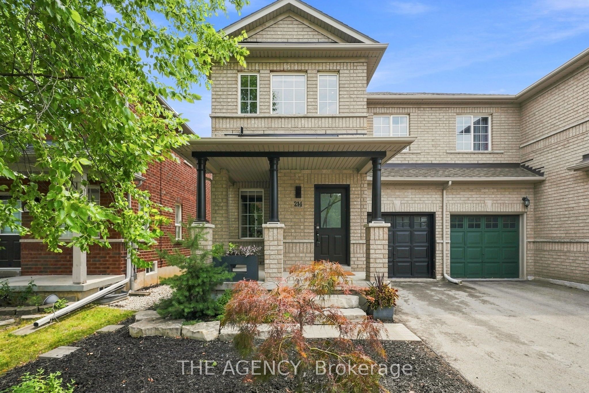 214 Pettigrew Trail, Milton, ON L9T 5X6 photo 2