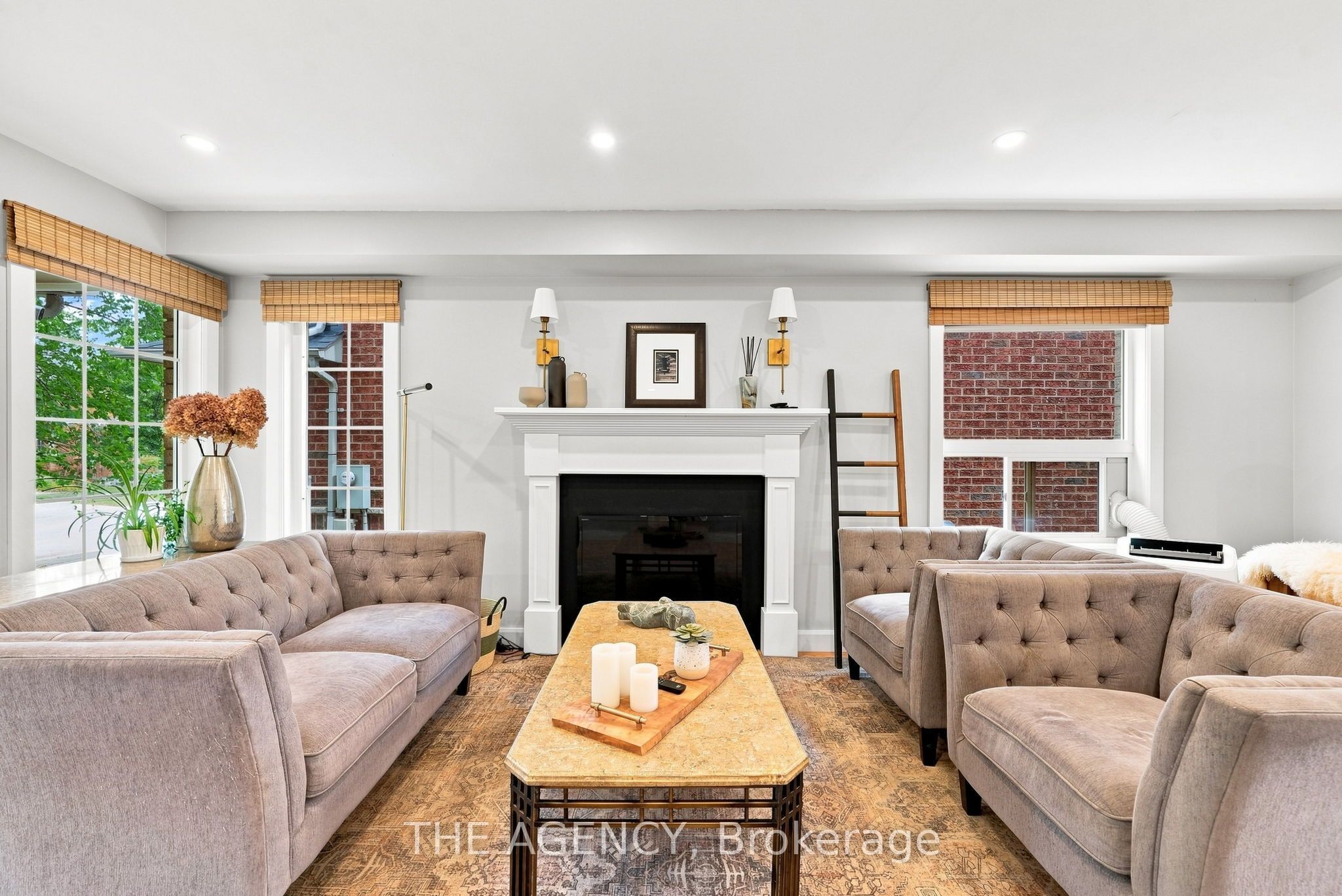 214 Pettigrew Trail, Milton, ON L9T 5X6 photo 4