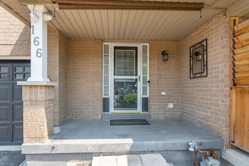 166 Panton Trail, Milton, ON L9T 6K4 photo 3