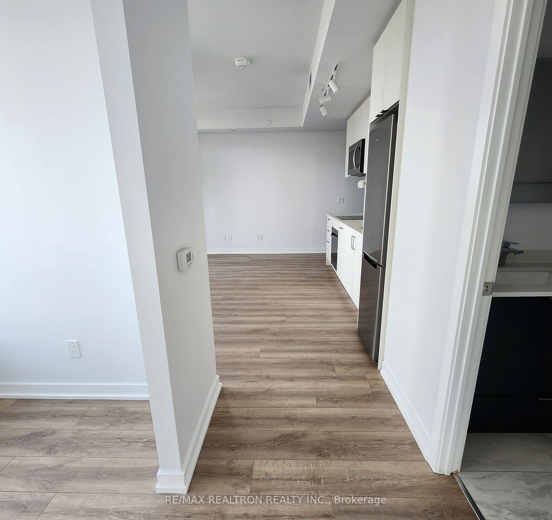 1928 Lake Shore Boulevard W 1516, Toronto, ON M6S 0B1 photo 5