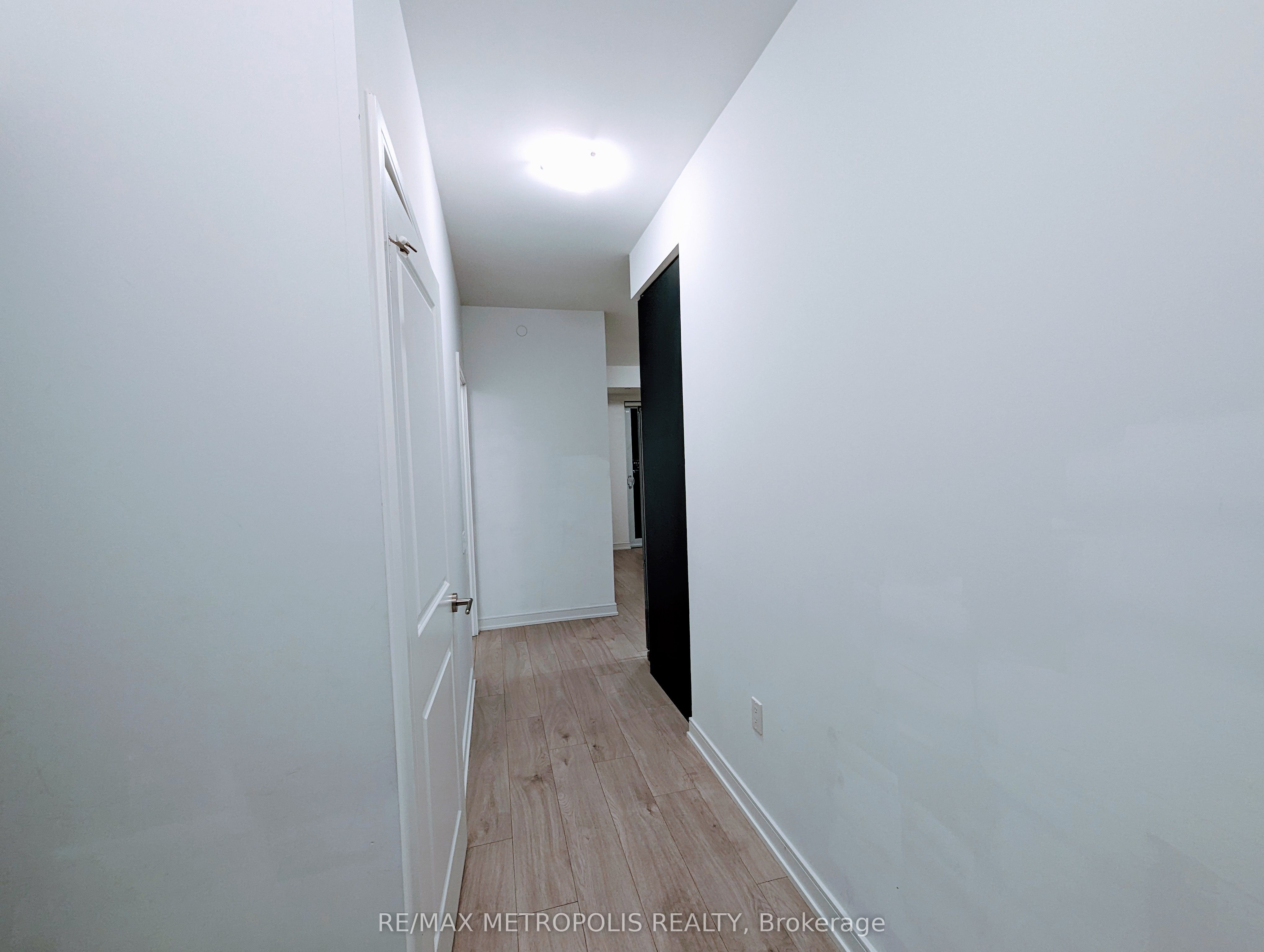 8 Nahani Way 3403, Mississauga, ON L4Z 0C6 photo 5