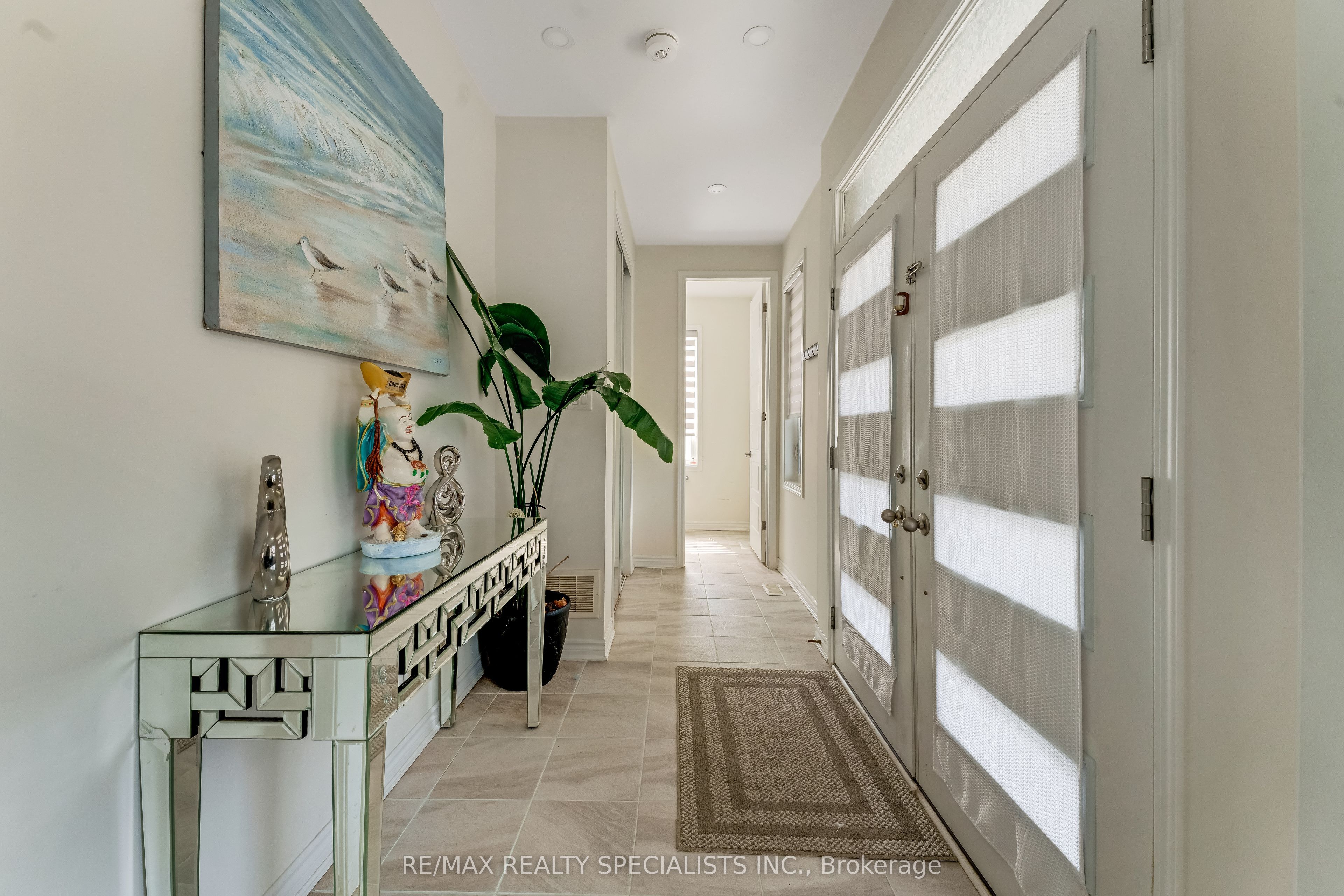 1 Boothill Drive, Brampton, ON L7A 5E5 photo 4