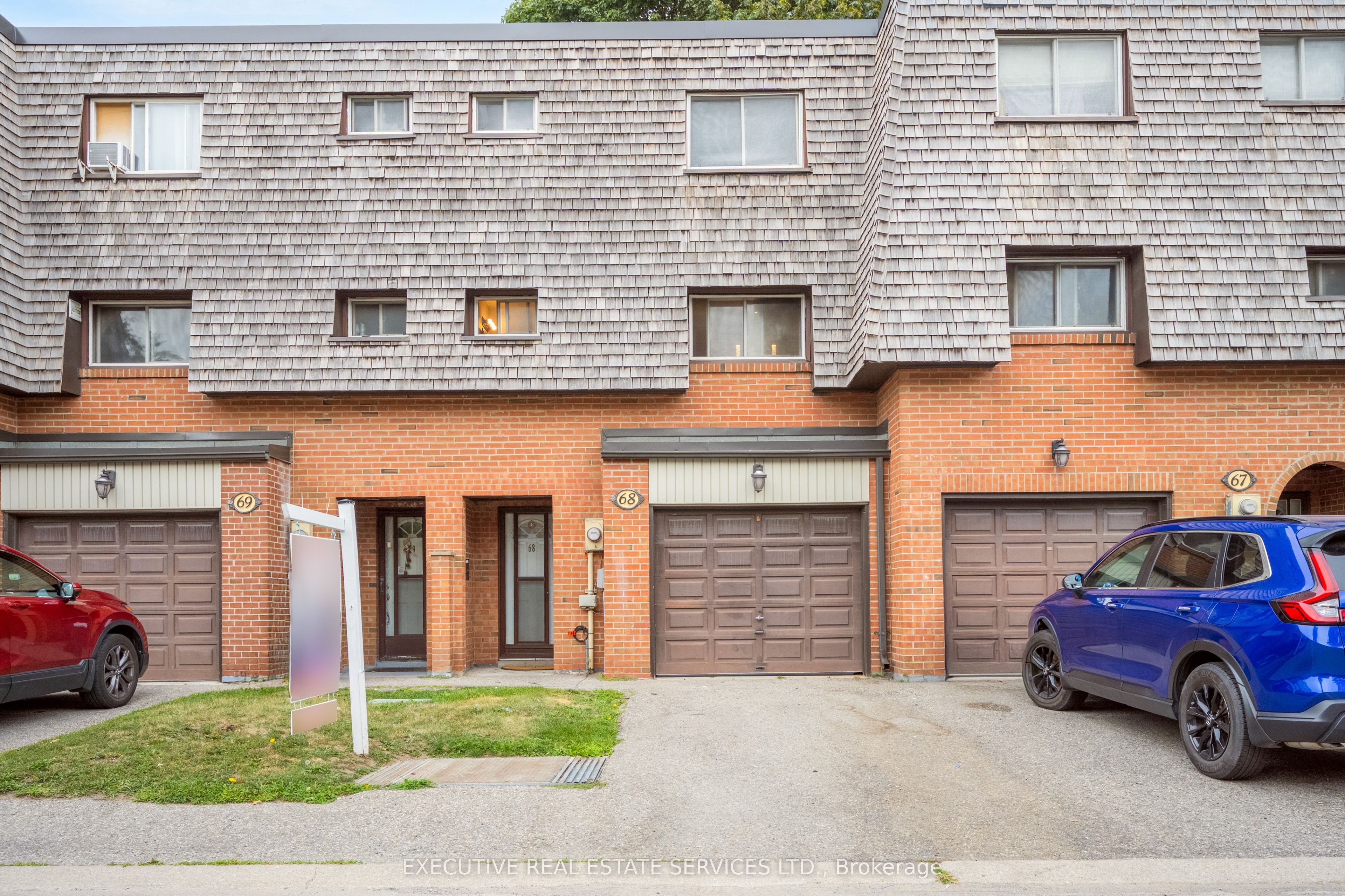 68 Briar Path NW, Brampton, ON L6T 2A3