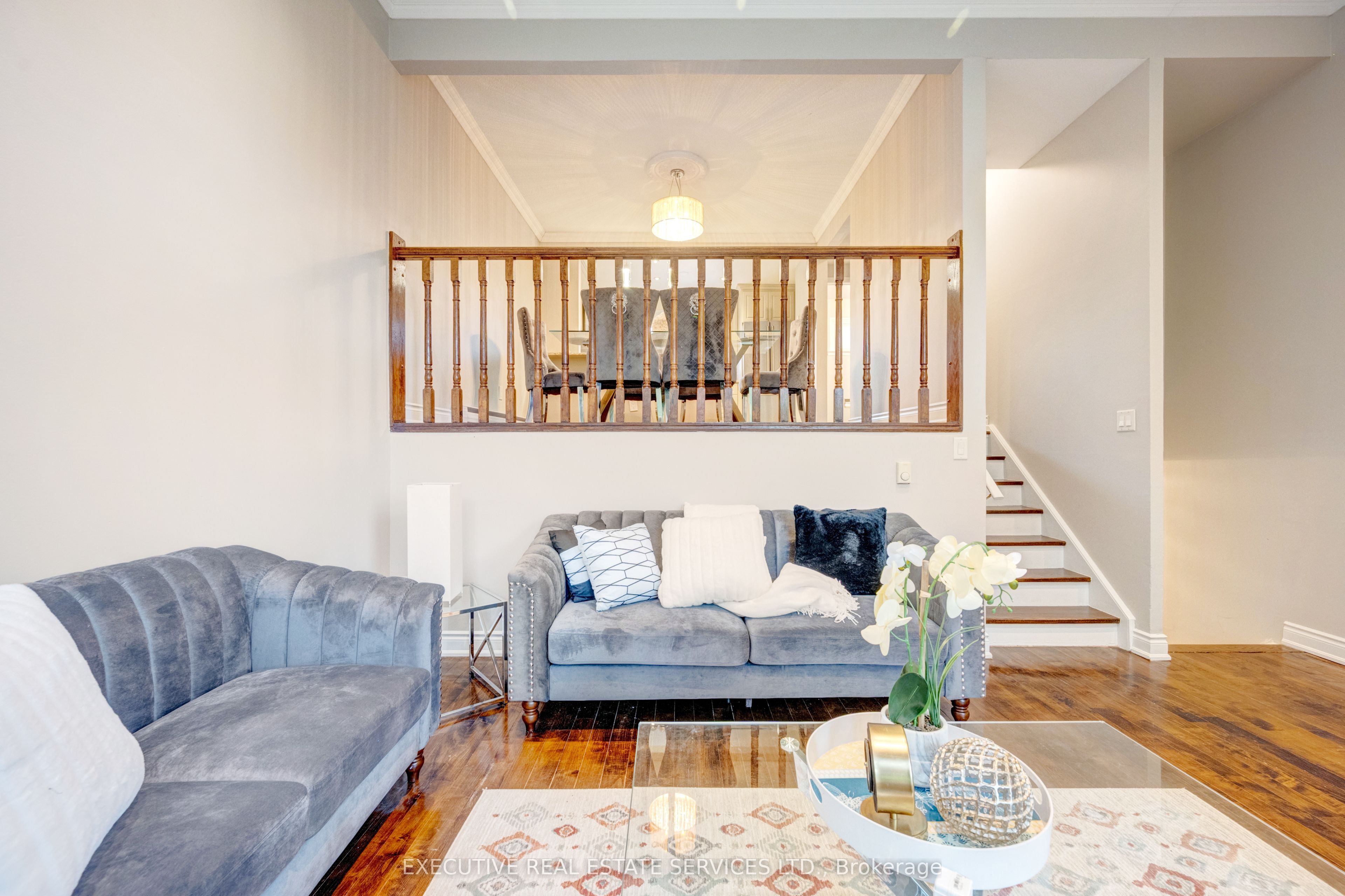 68 Briar Path NW, Brampton, ON L6T 2A3 photo 4