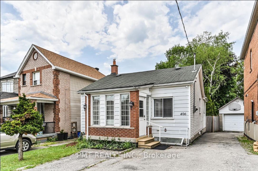 406 Nairn Avenue Main, Toronto, ON M6E 4J3 photo 2