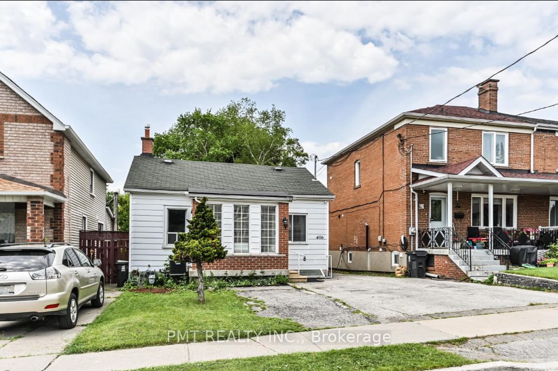 406 Nairn Avenue Main, Toronto, ON M6E 4J3 photo 3
