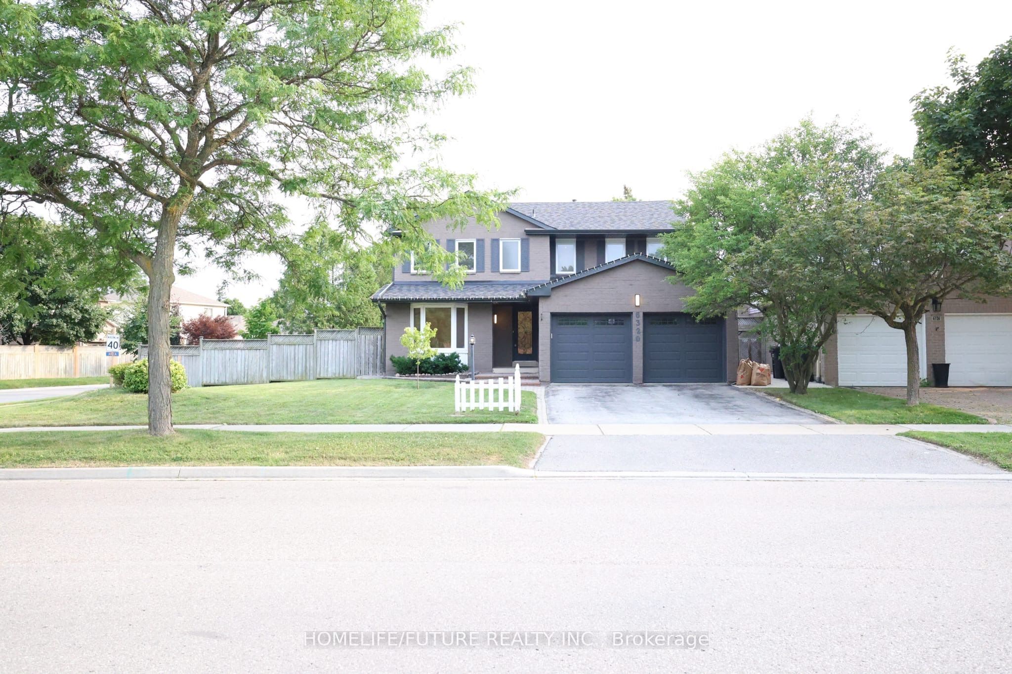 6320 Millers Grove, Mississauga, ON L5N 3H7