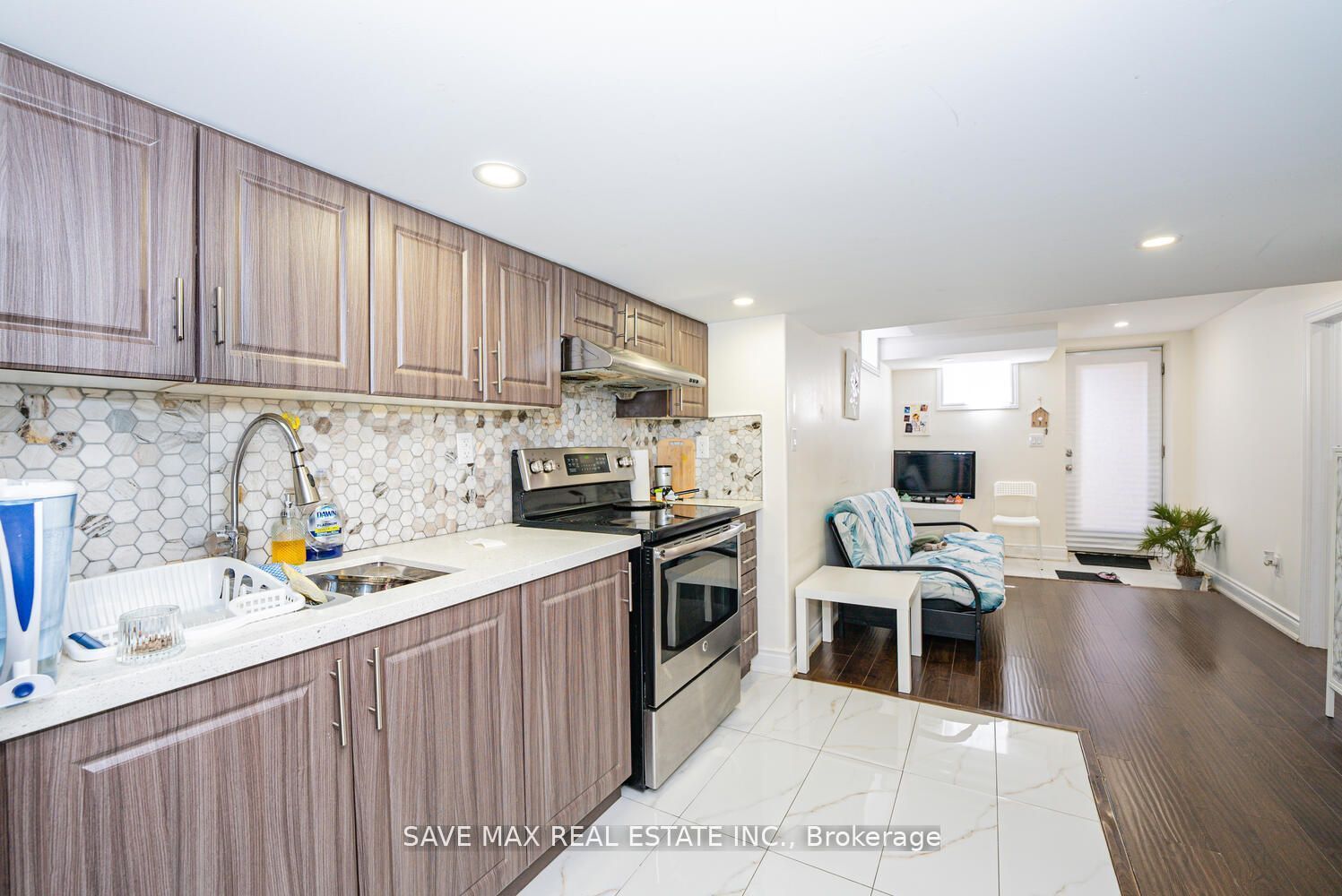20 Desert Garden Drive Basement, Brampton, ON L7A 4V4 photo 2
