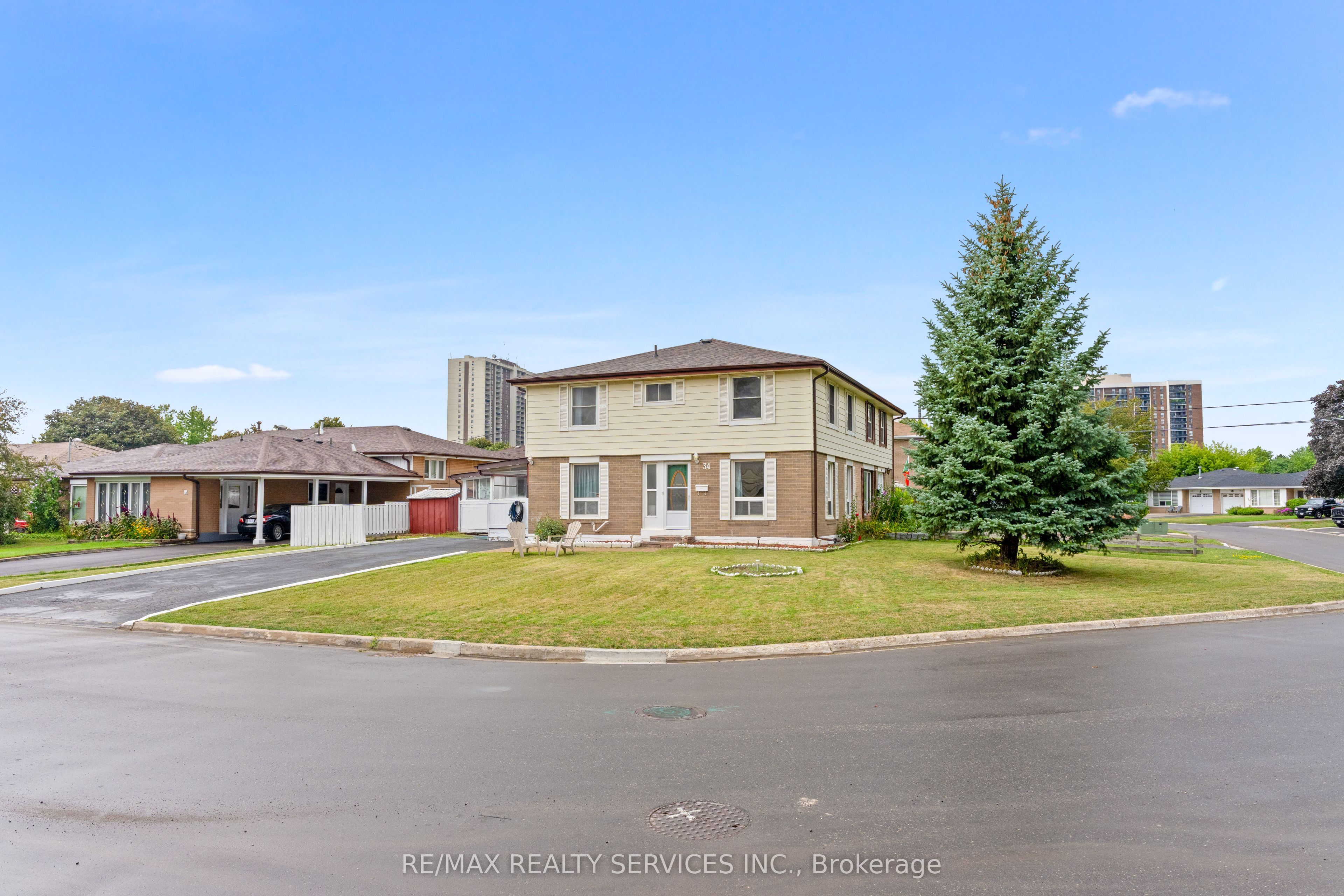 34 Cathcart Crescent, Brampton, ON L6T 2A5 photo 3