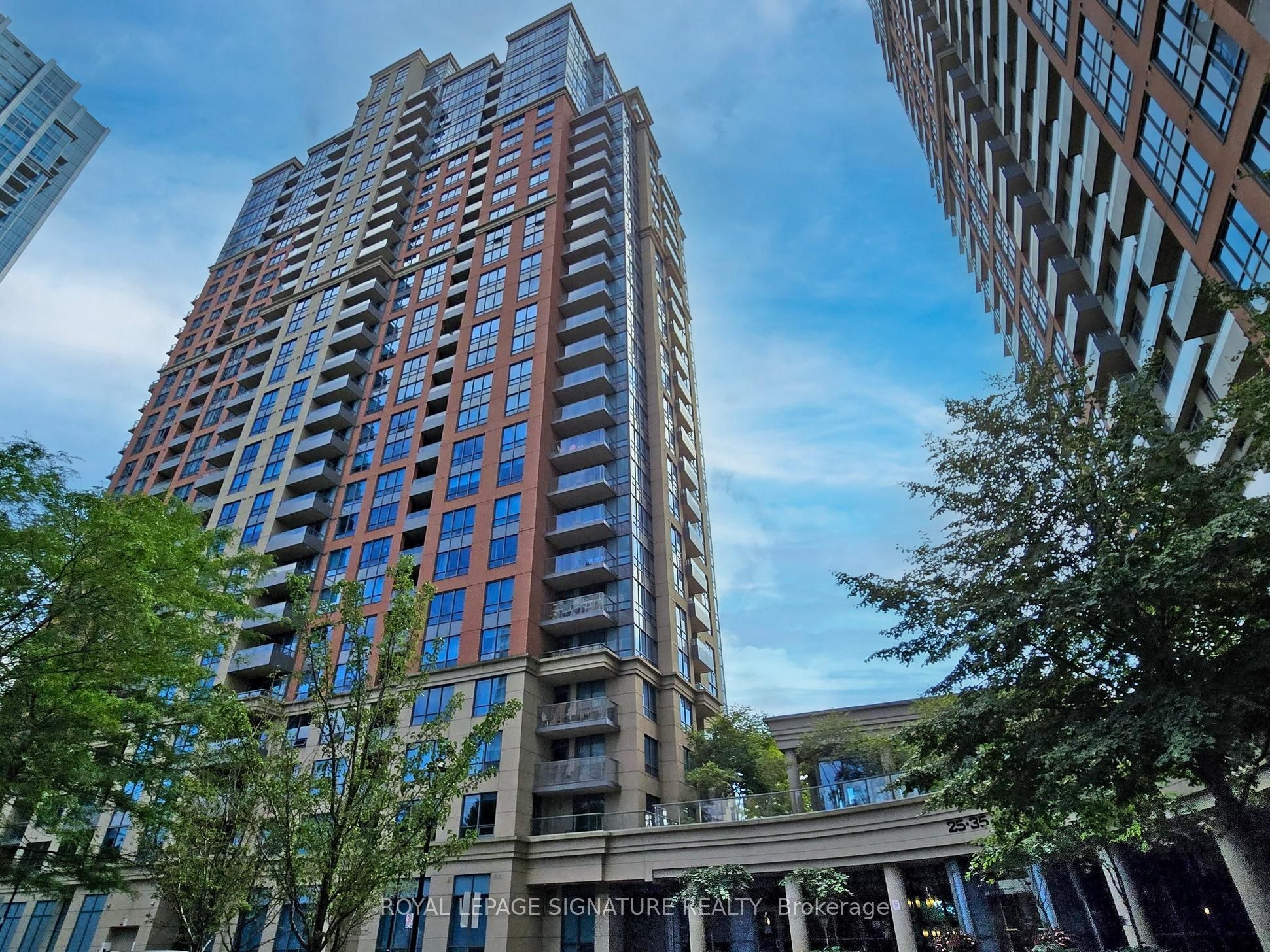 25 Viking Lane 1853, Toronto, ON M9B 0A1 photo 3