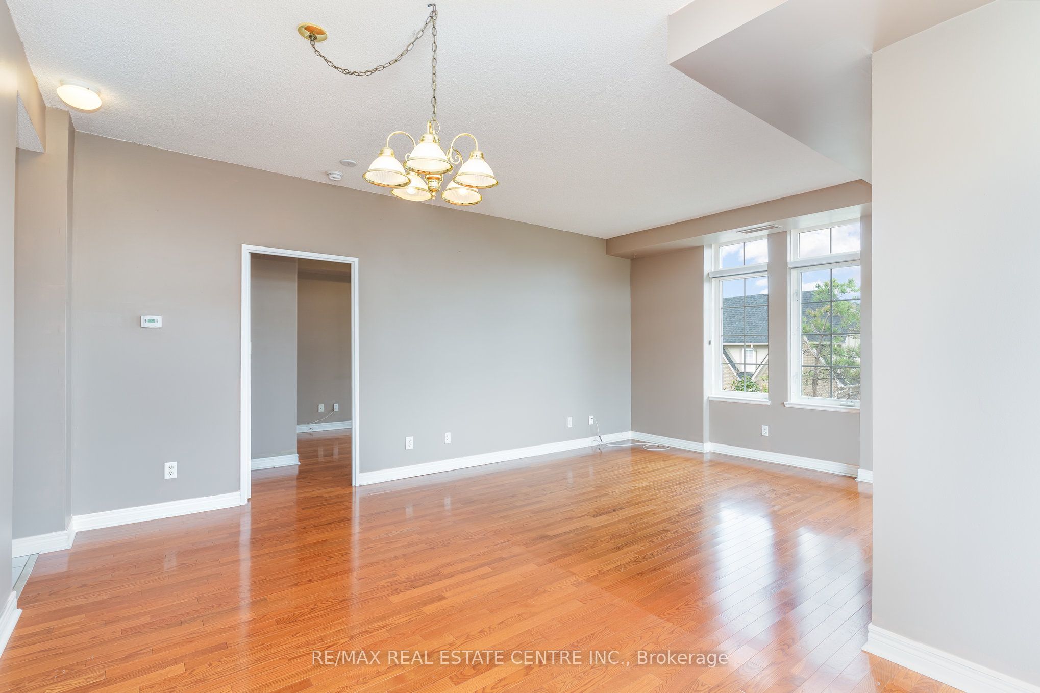 2301 Parkhaven Boulevard 410, Oakville, ON L6H 6V6 photo 5