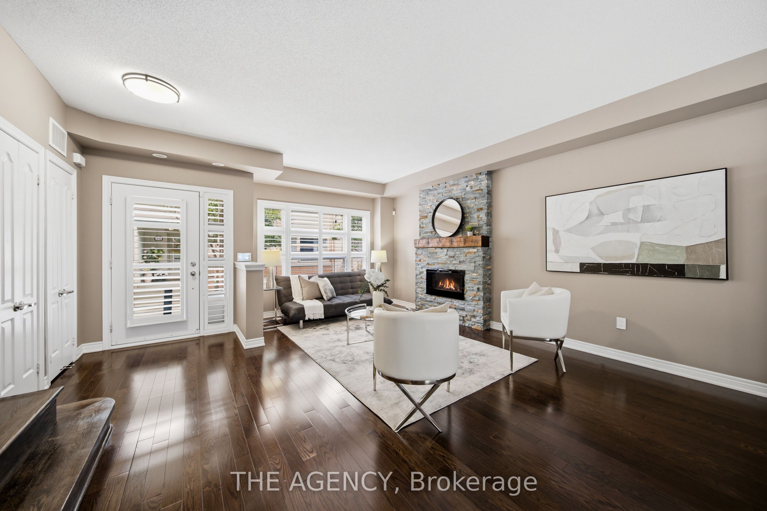 2460 Prince Michael Drive 23, Oakville, ON L6H 0G8 photo 5