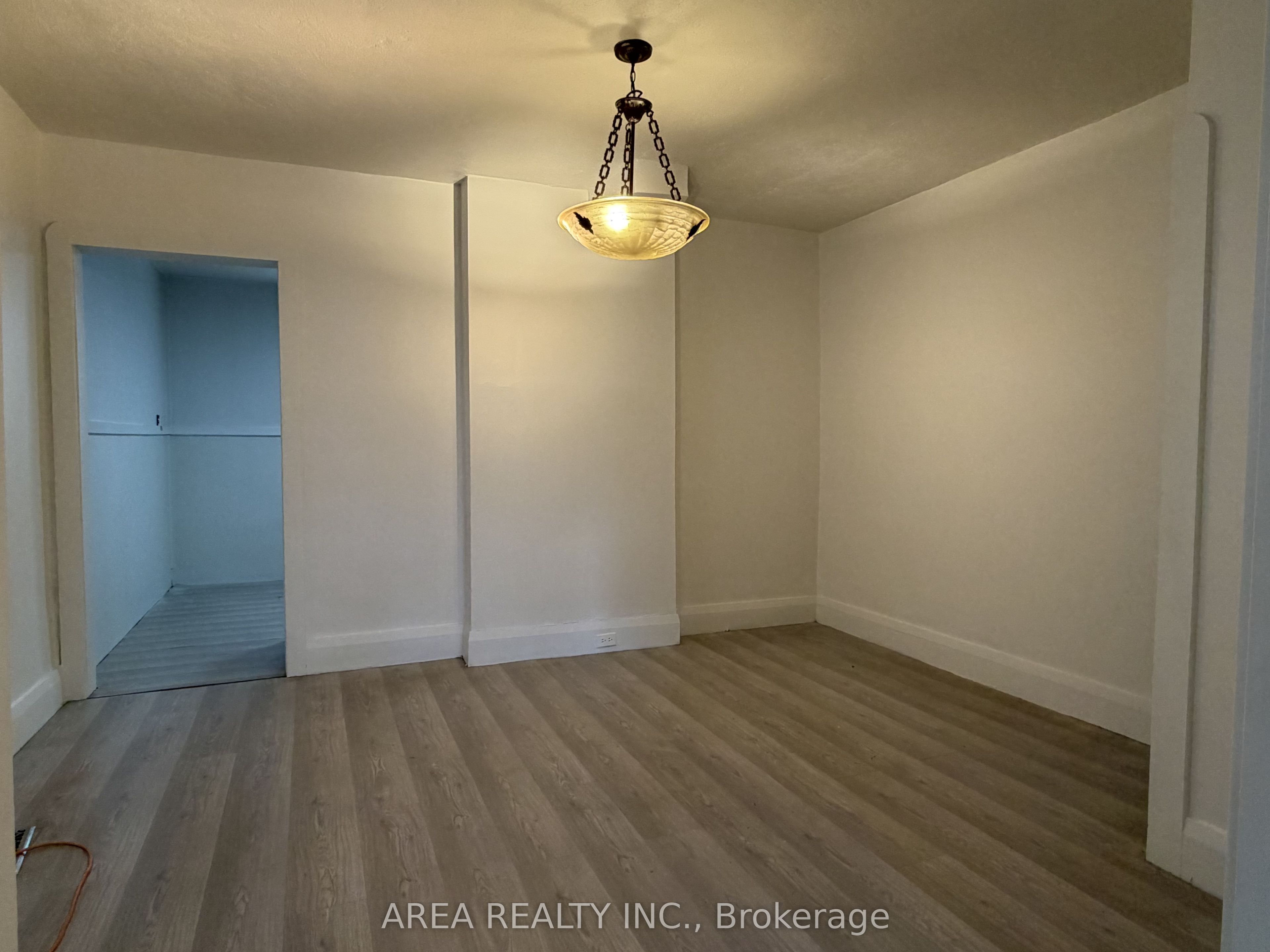 48 Corby Avenue, Toronto, ON M6E 1V3 photo 5