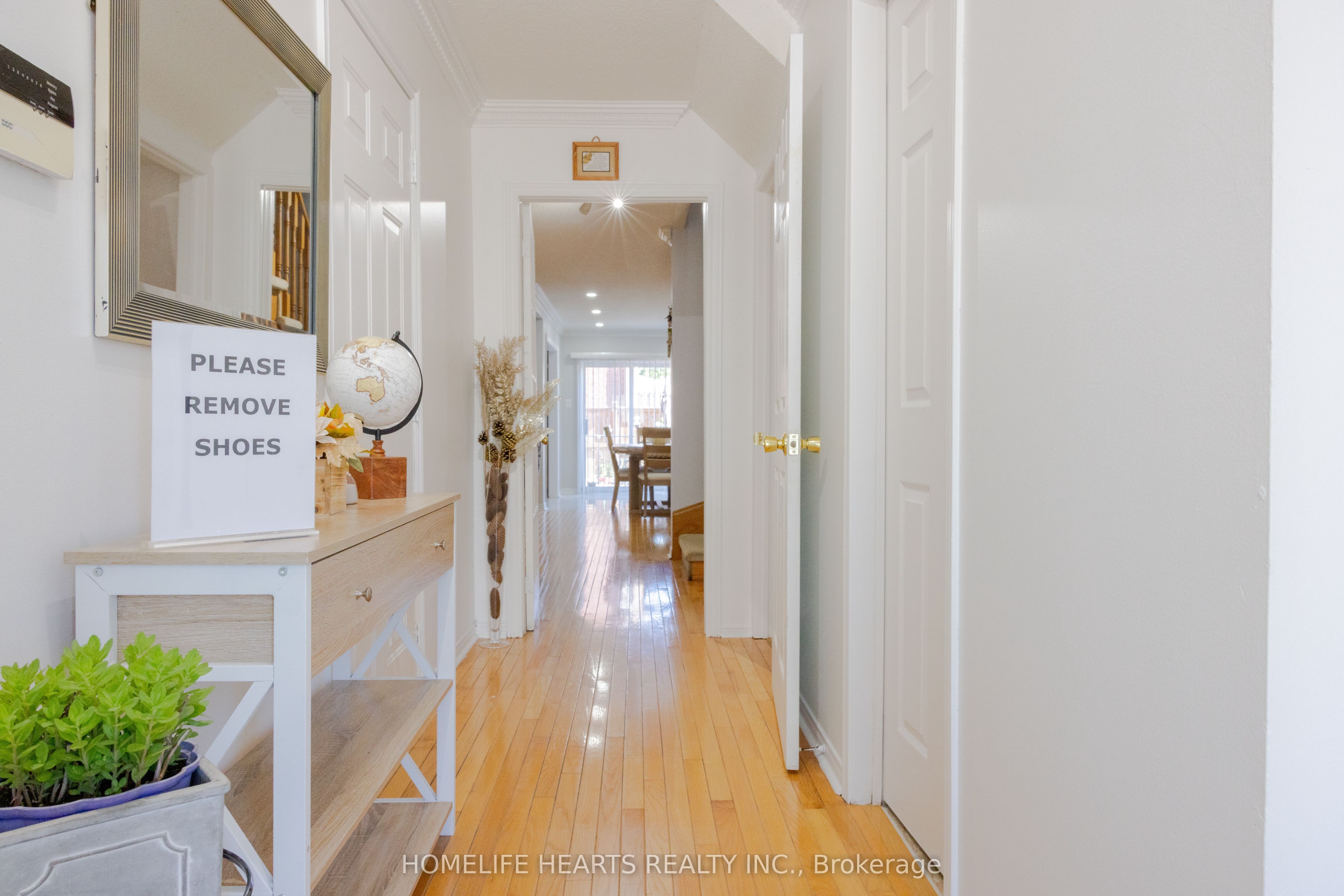 87 Sunfield Road, Toronto, ON M3M 2V2 photo 3