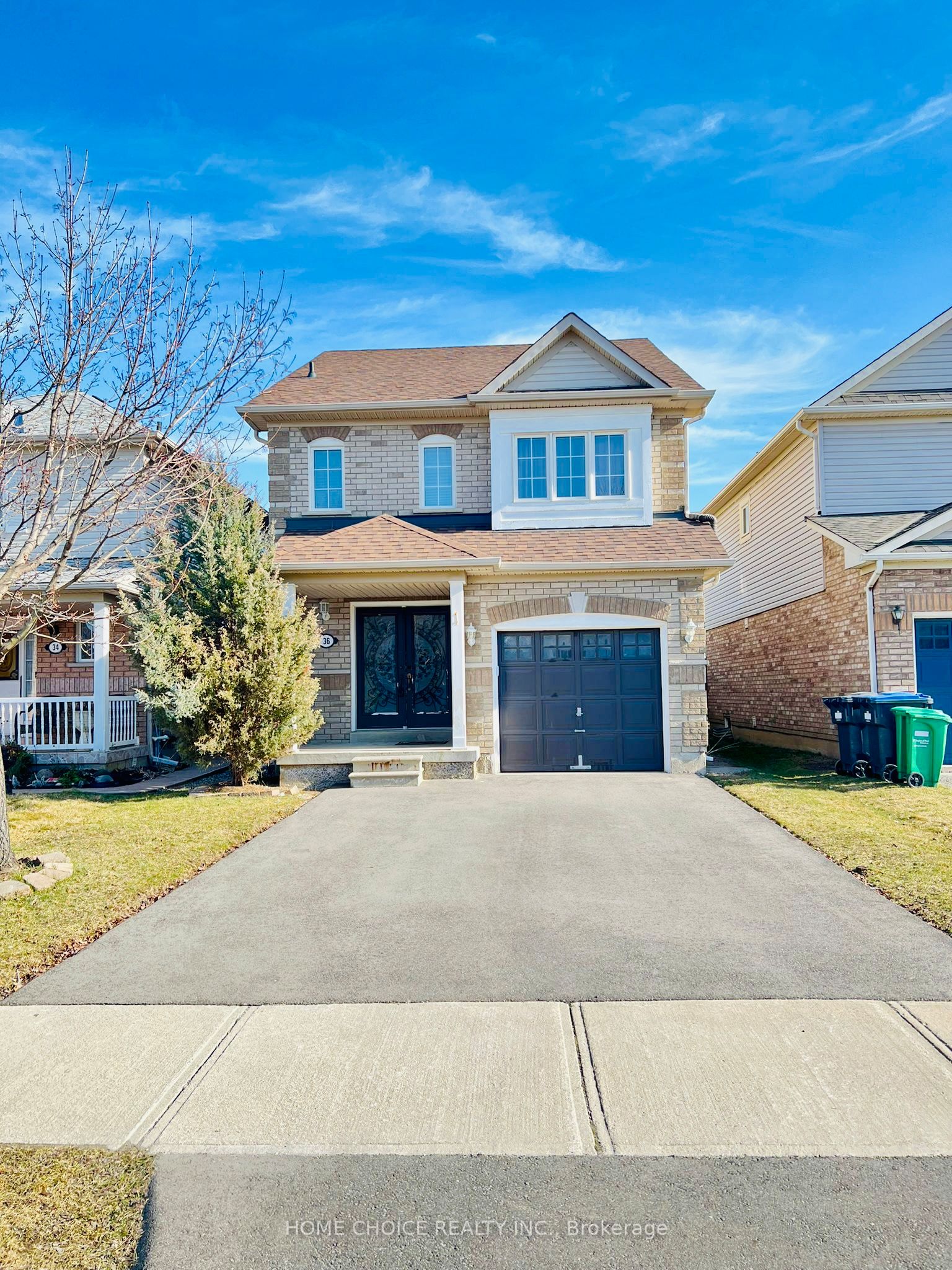 36 Earl Grey Crescent, Brampton, ON L7A 2L1