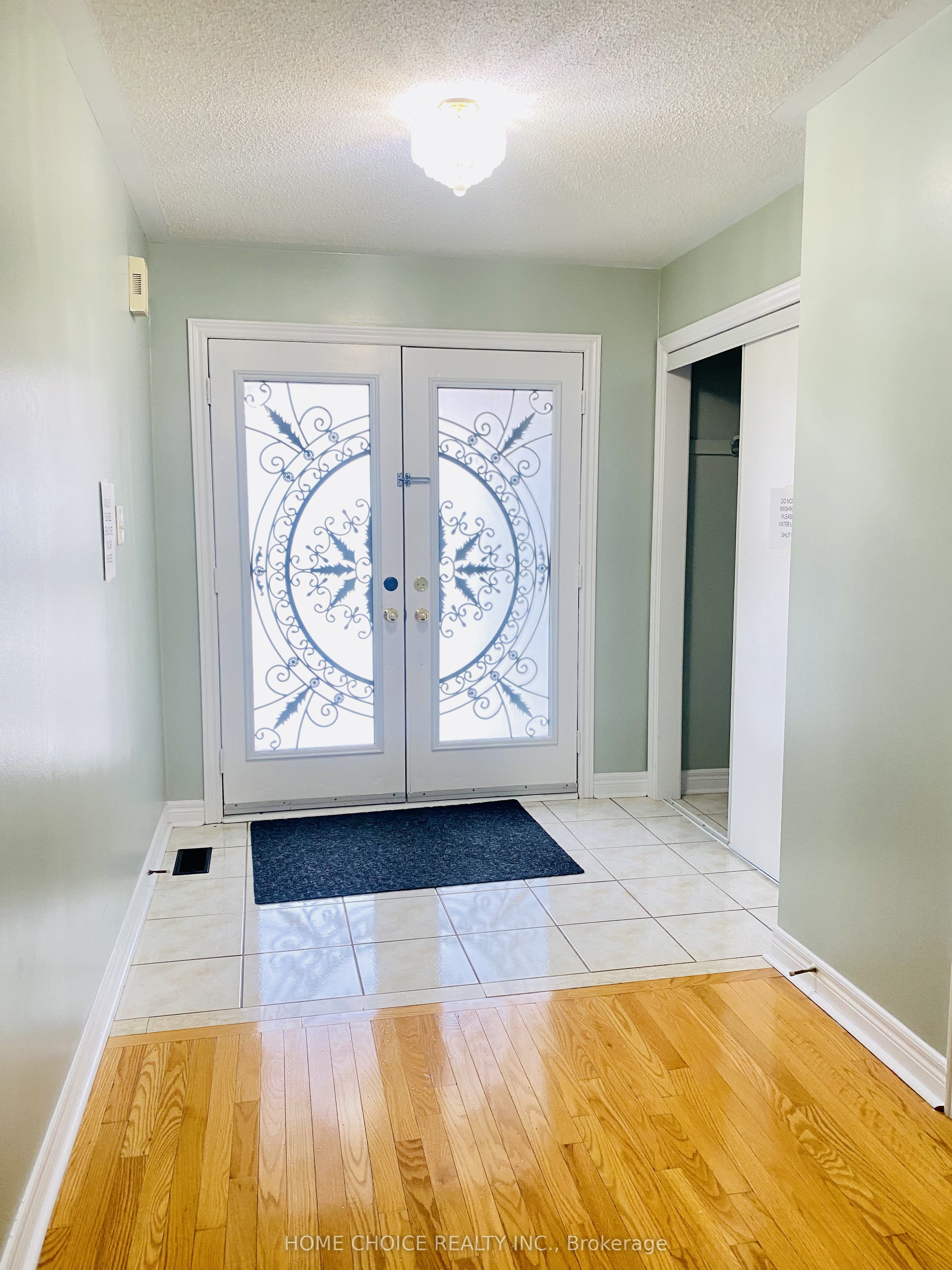 36 Earl Grey Crescent, Brampton, ON L7A 2L1 photo 2