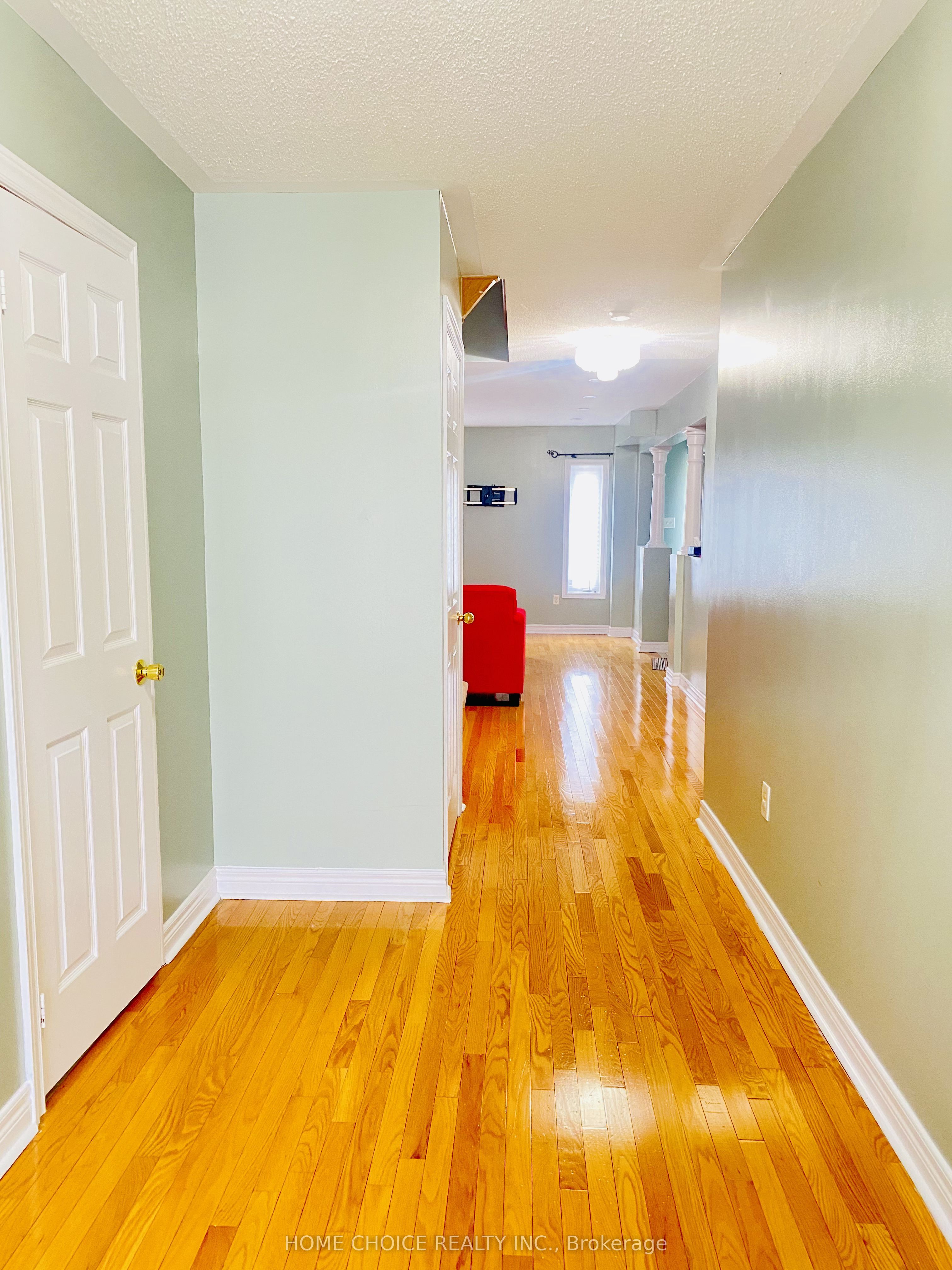 36 Earl Grey Crescent, Brampton, ON L7A 2L1 photo 3