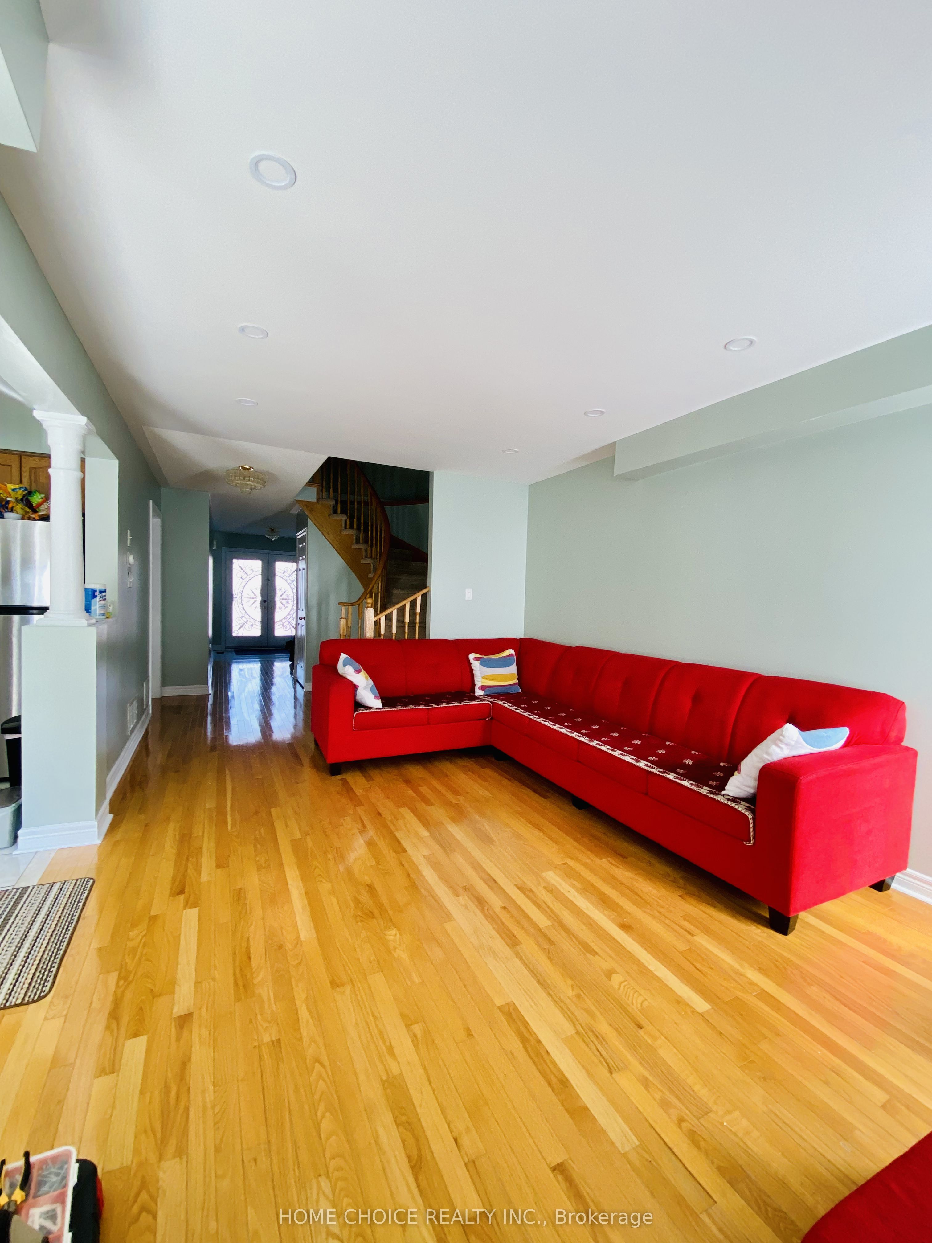 36 Earl Grey Crescent, Brampton, ON L7A 2L1 photo 5