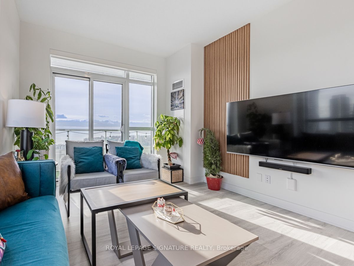 251 Manitoba Street 2704, Toronto, ON M8Y 0C7 photo 3