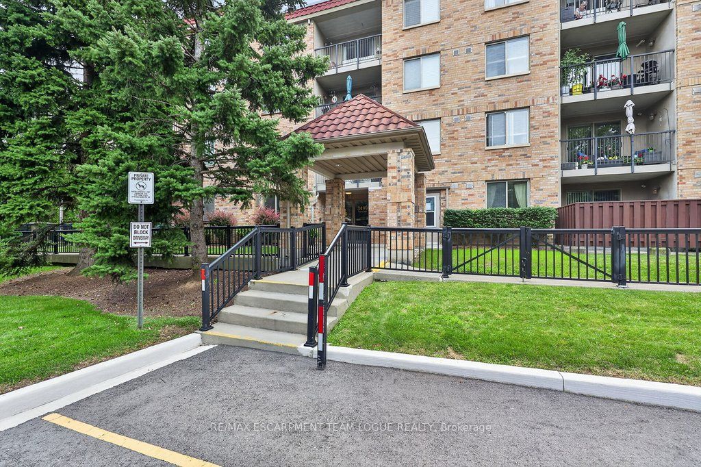 3499 Upper Middle Road 212, Burlington, ON L7M 4M7 photo 3