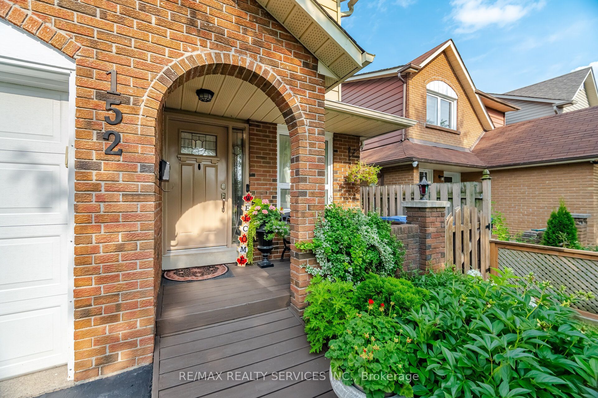 152 Weybridge Trail, Brampton, ON L6V 3W2 photo 3