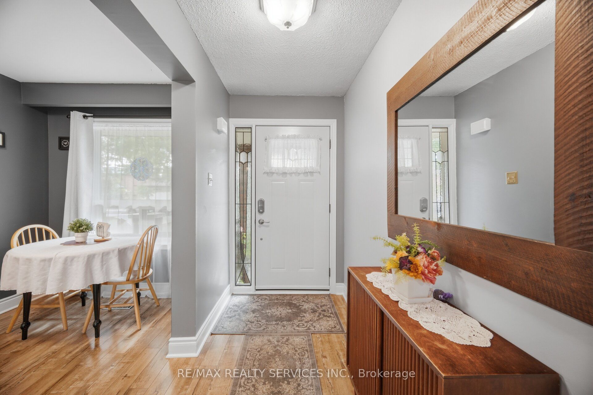 152 Weybridge Trail, Brampton, ON L6V 3W2 photo 5
