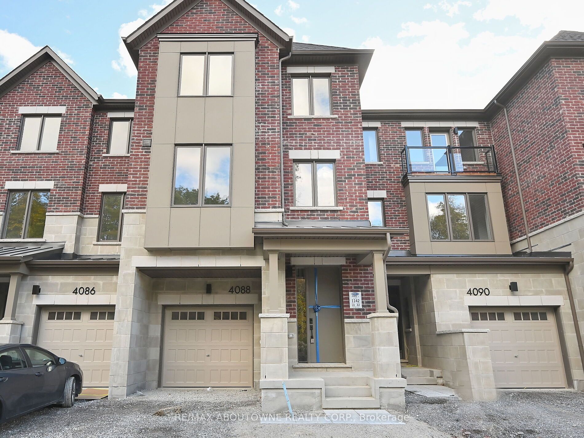 4088 Kadic Terrace, Mississauga, ON L5M 2S8