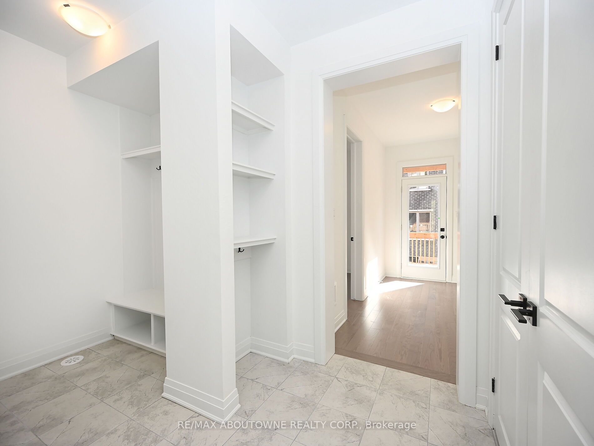4088 Kadic Terrace, Mississauga, ON L5M 2S8 photo 4