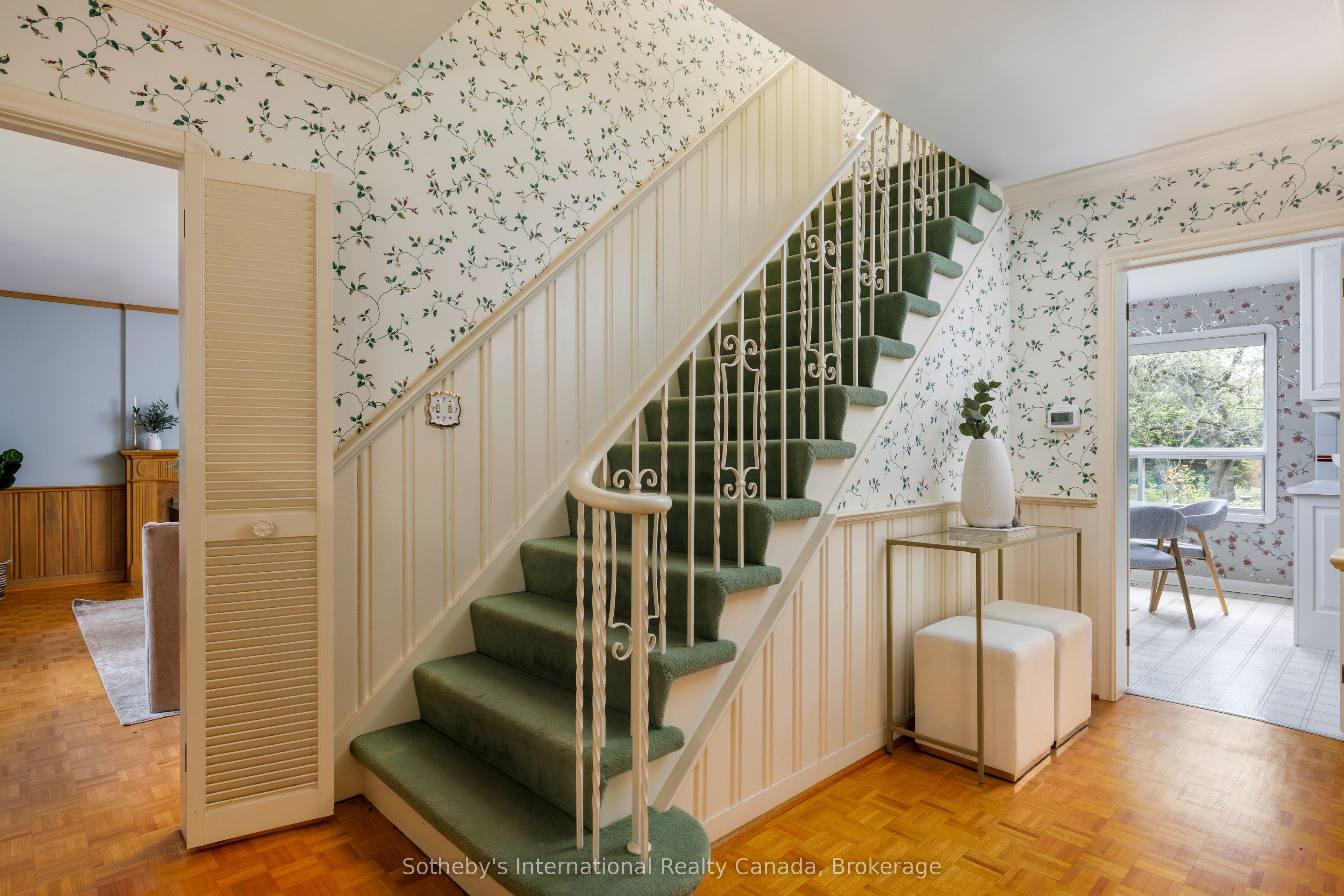 174 Claxton Drive, Oakville, ON L6J 4N9 photo 4
