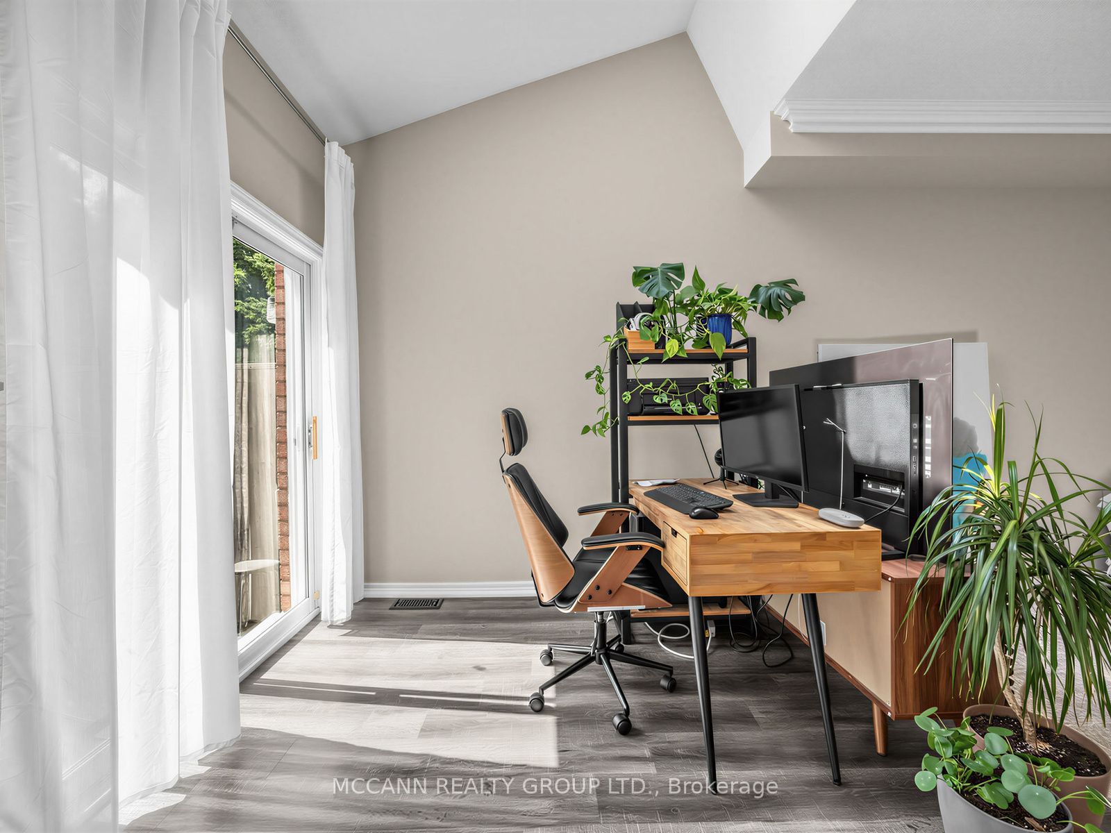 1050 Grand Boulevard 25, Oakville, ON L6H 2S5 photo 5