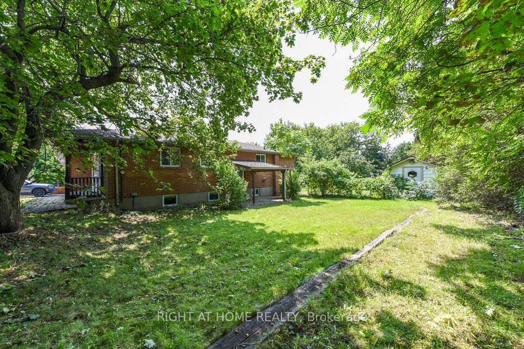 110 Main N Street, Milton, ON L0P 1B0 photo 2