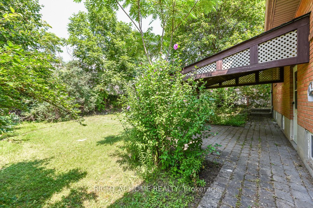 110 Main N Street, Milton, ON L0P 1B0 photo 5