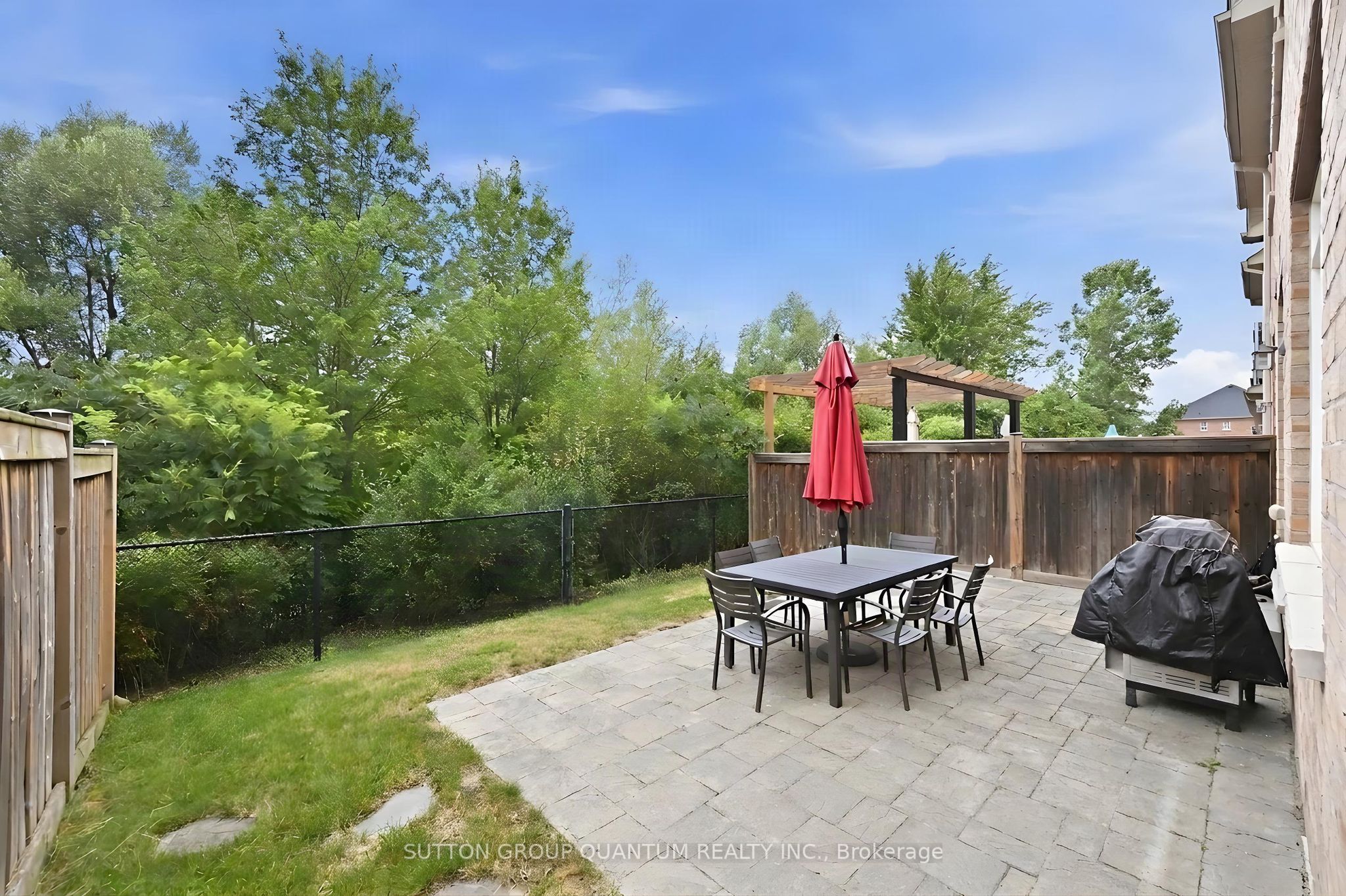 25 Mccardy Court, Caledon, ON L7C 3W9 photo 2